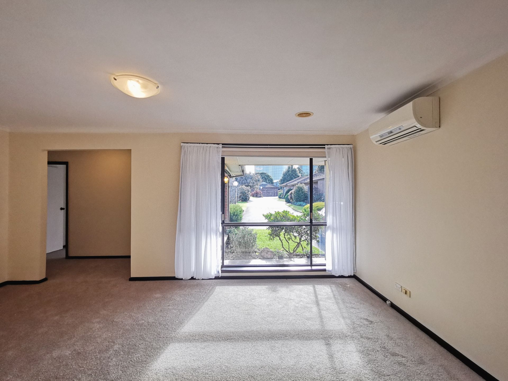 11/30 Maroo Street, Hughesdale, VIC 3166