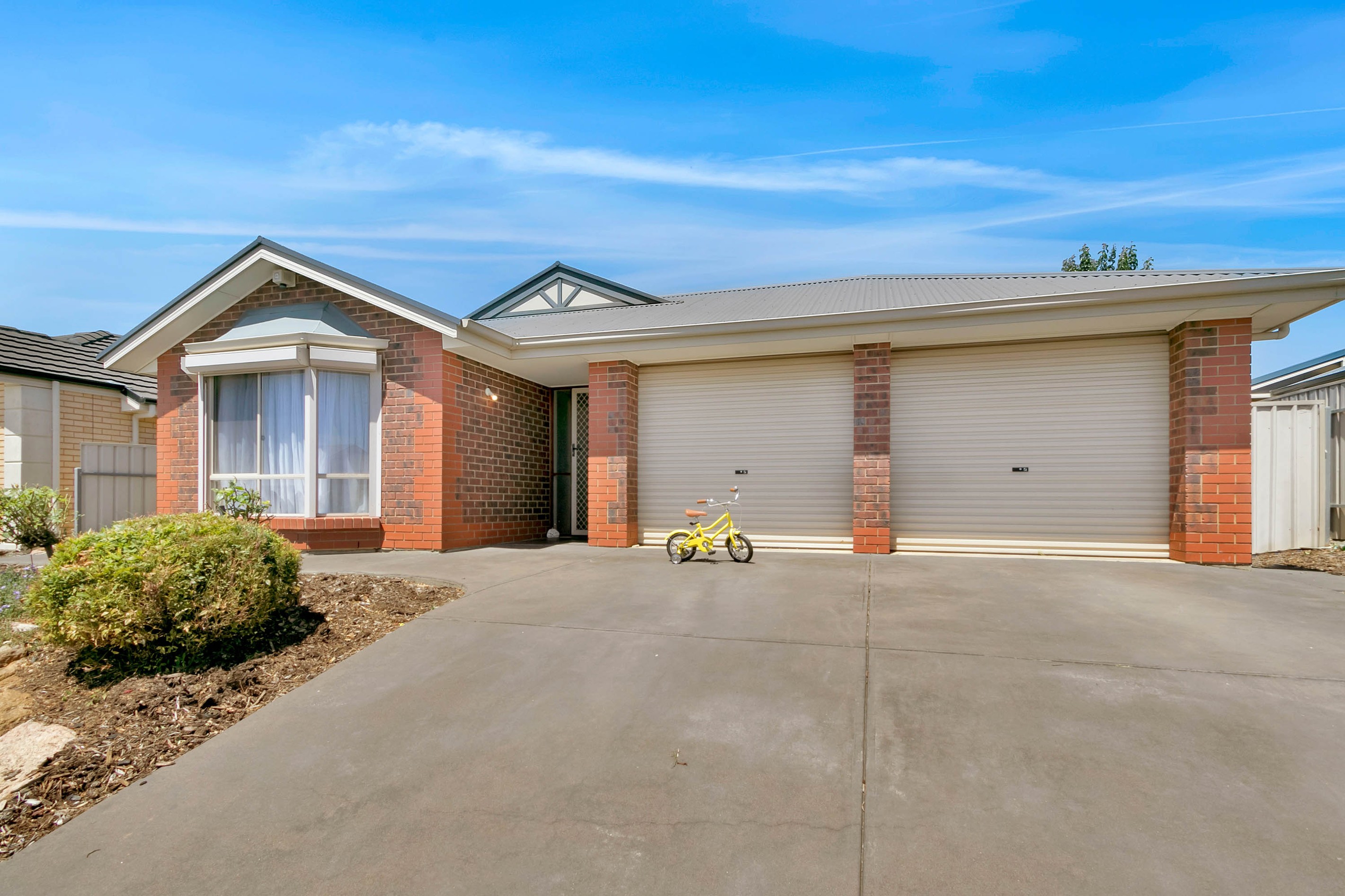 11 Chelmsford Street, Craigmore, SA 5114