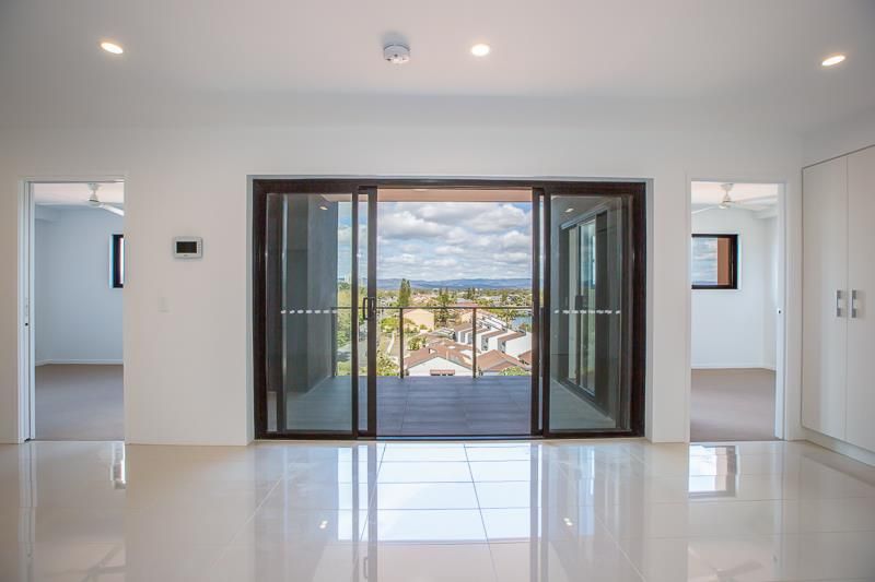 607/9 Hooker Boulevard, Broadbeach, QLD 4218