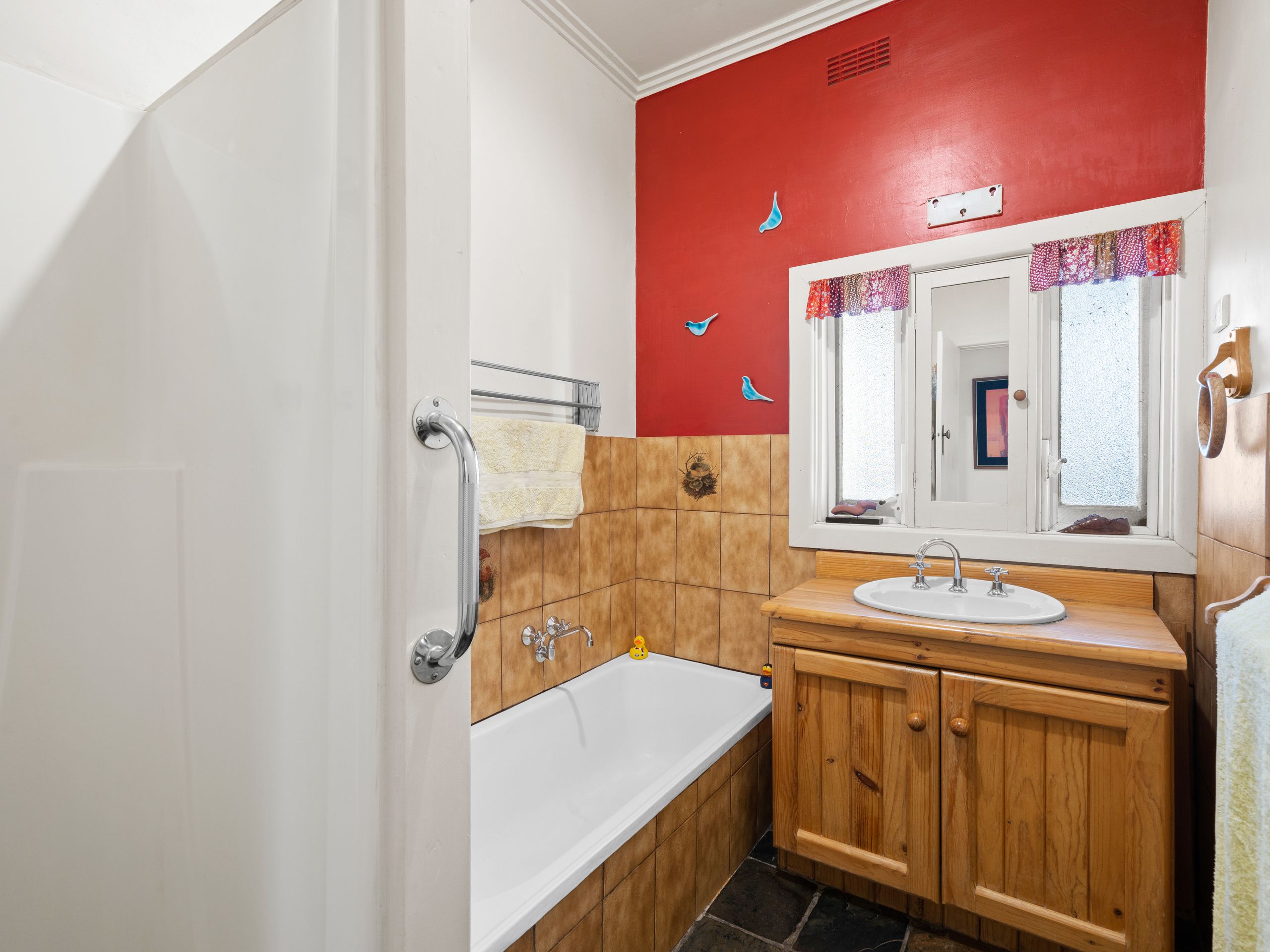 95 Bridge Street West, Benalla, VIC 3672