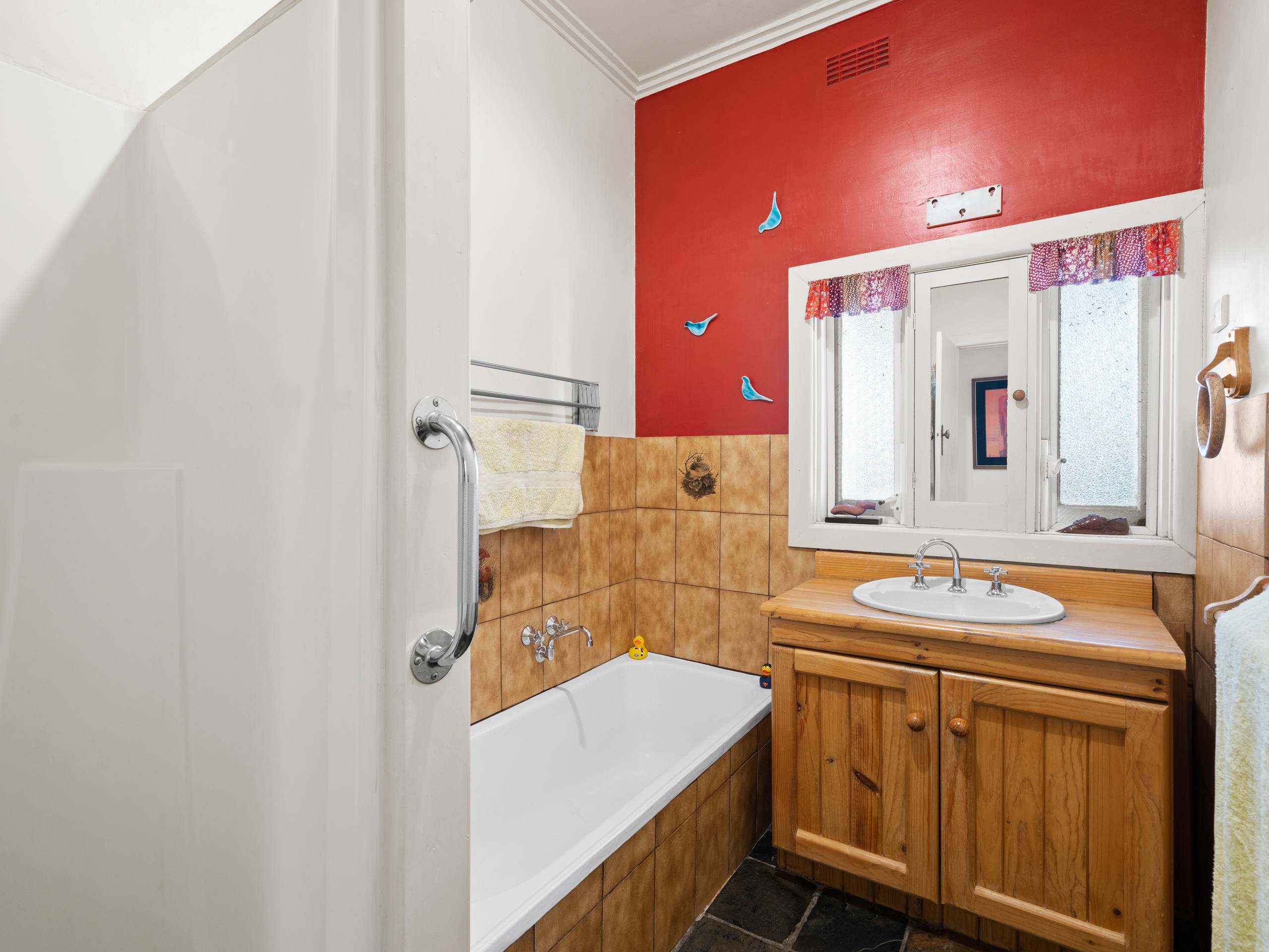 95 Bridge Street West, Benalla, VIC 3672