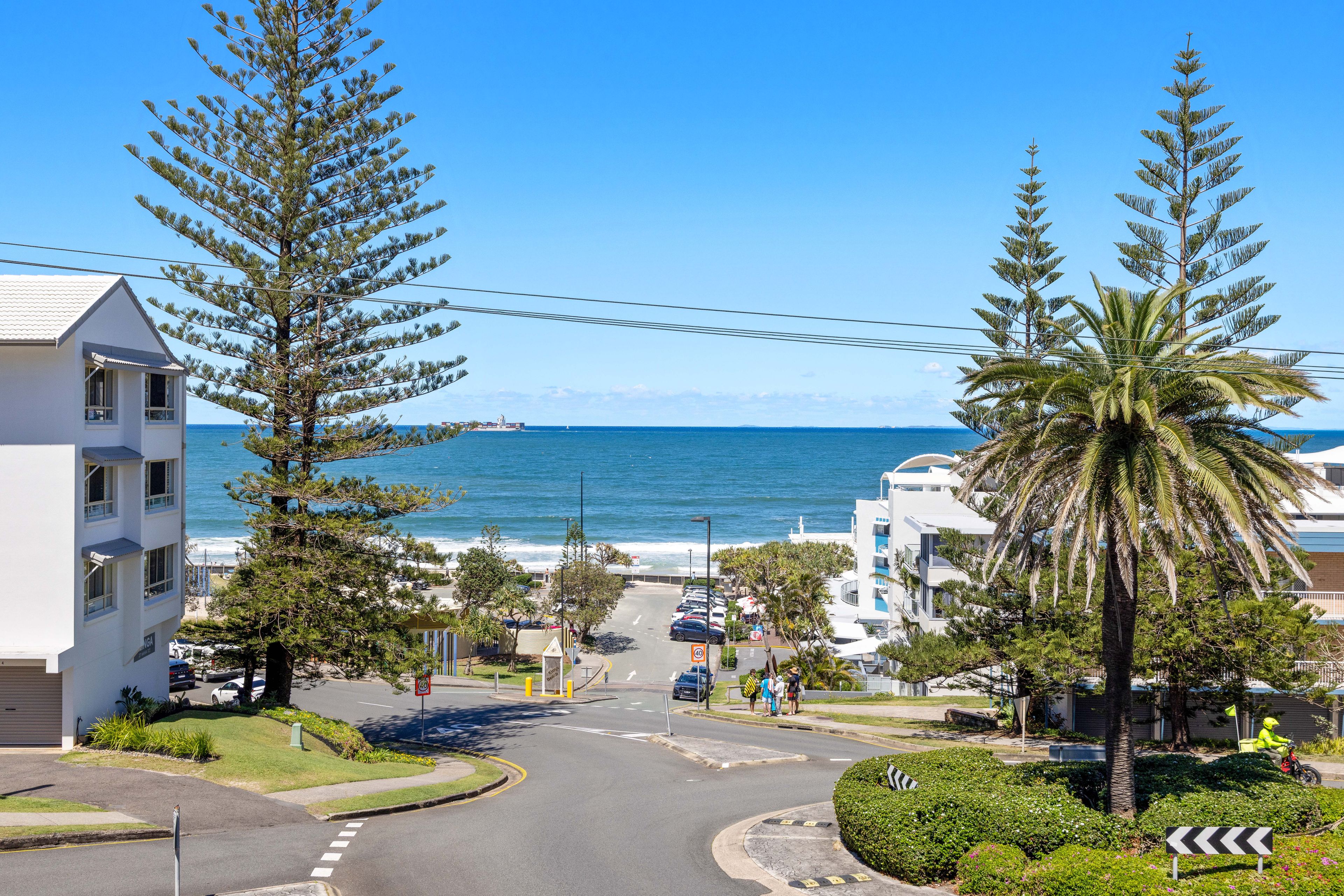 3/28 Mahia Terrace — photo 4 of 21