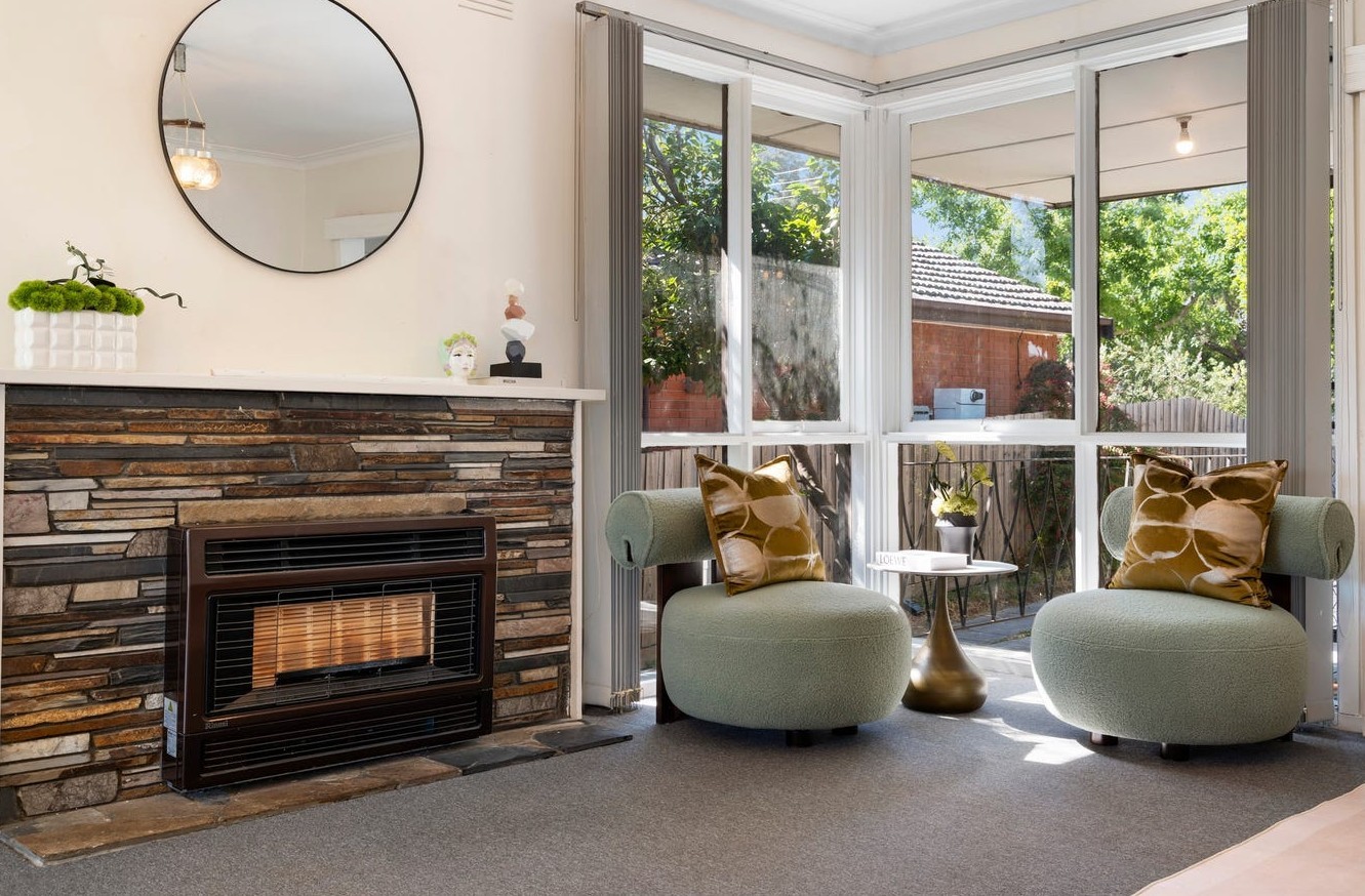 31 Lorraine Drive, Burwood East, VIC 3151