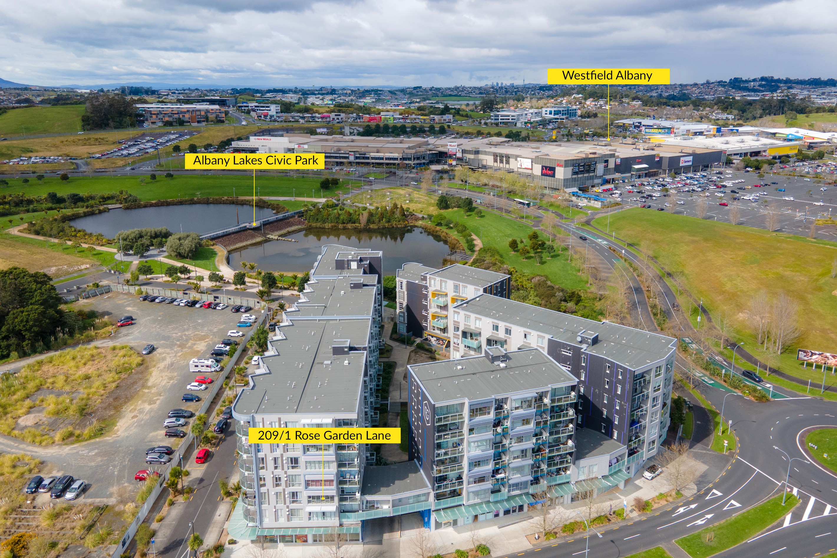 209/1 Rose Garden Lane, Albany, North Shore City