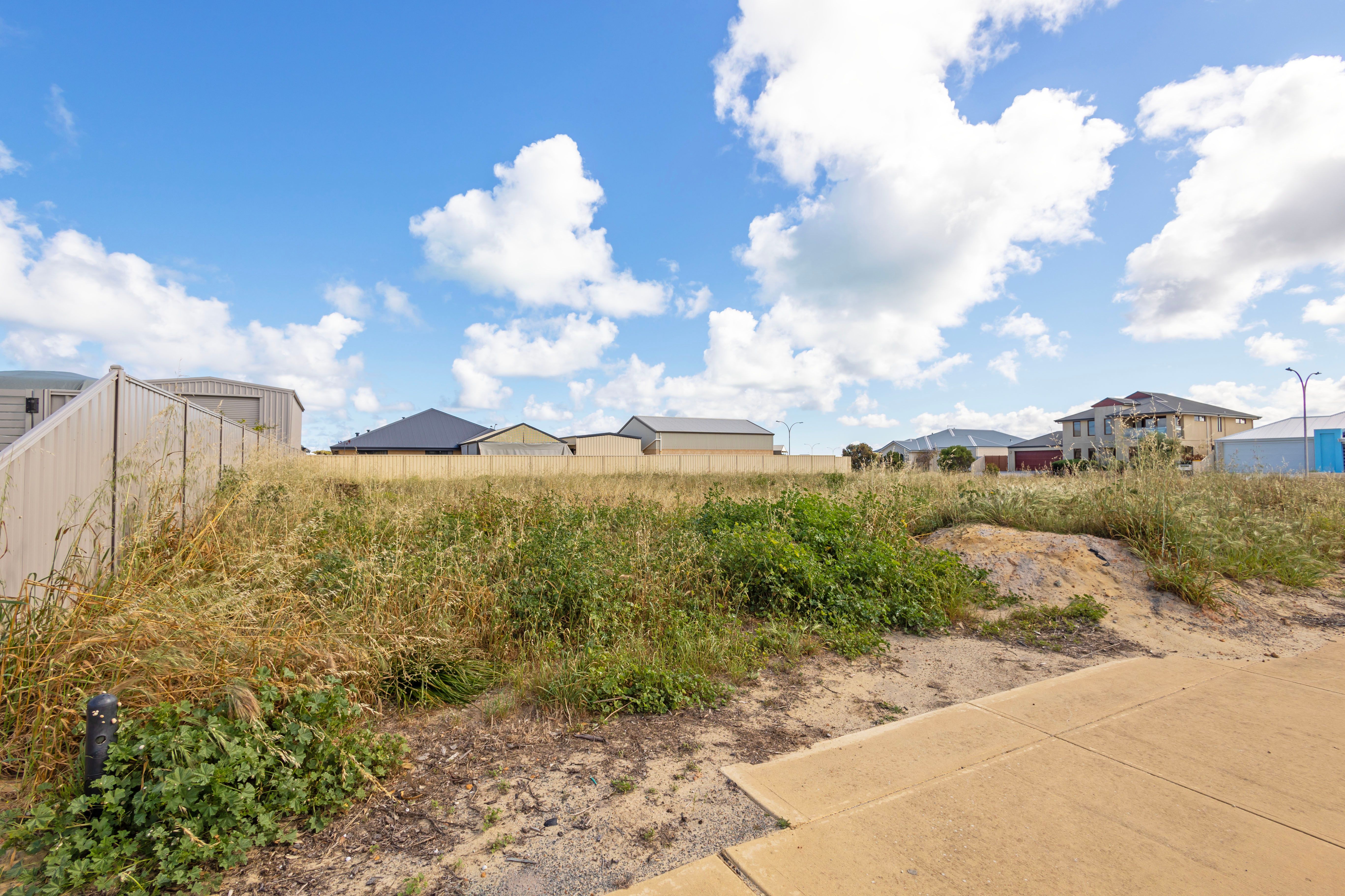 Lot 995, 18 Bremer Parade — photo 5 of 6