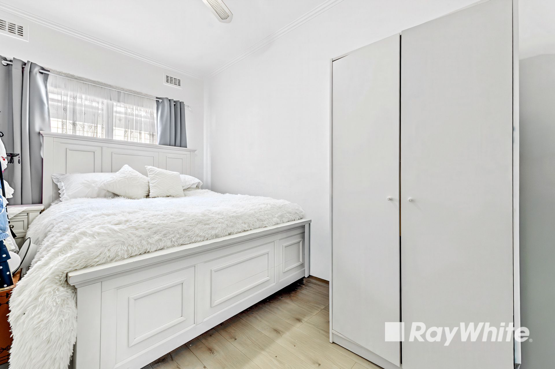 37 David Street — photo 7 of 14