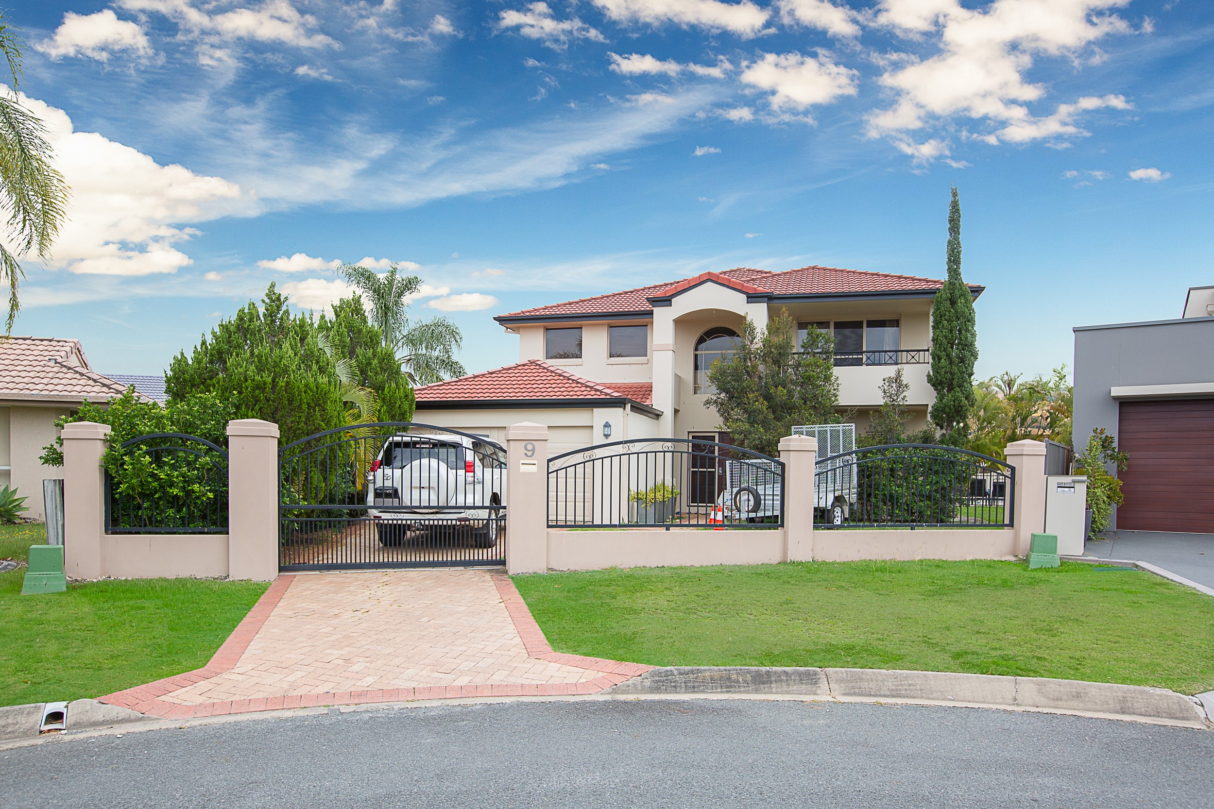 9 Marjorie Court, Benowa, QLD 4217