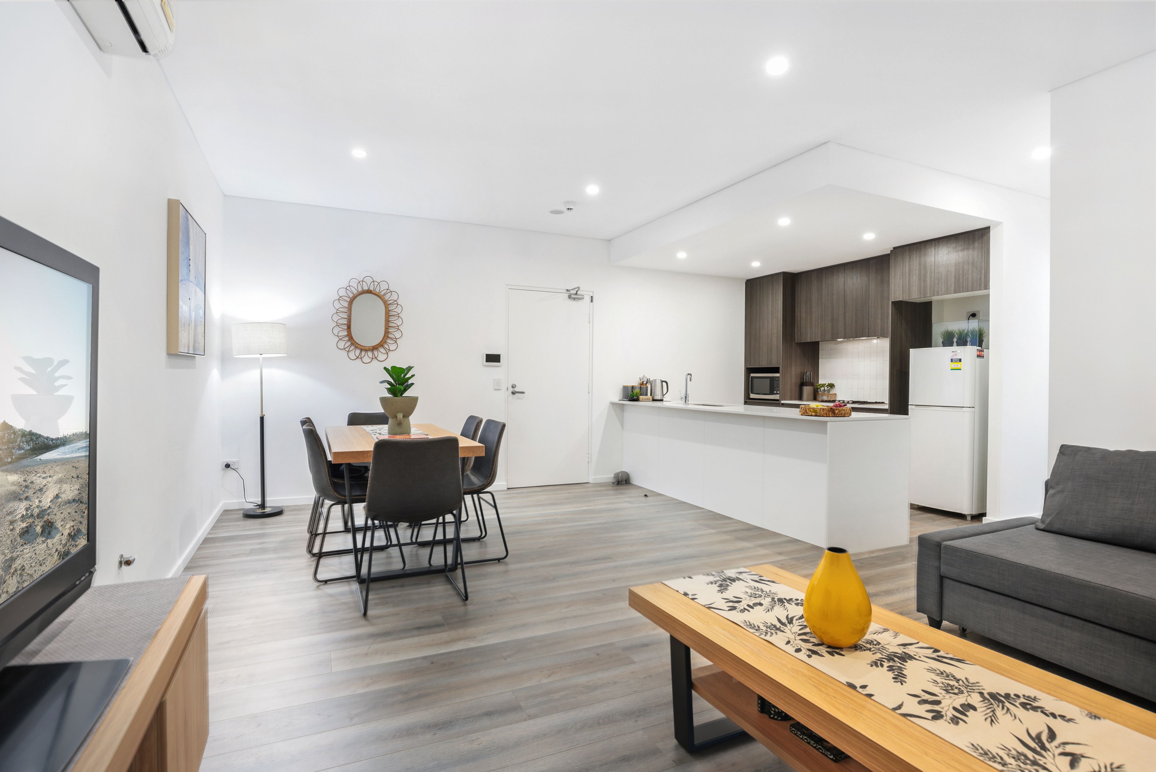 406/60 Lord Sheffield Circuit, Penrith, NSW 2750