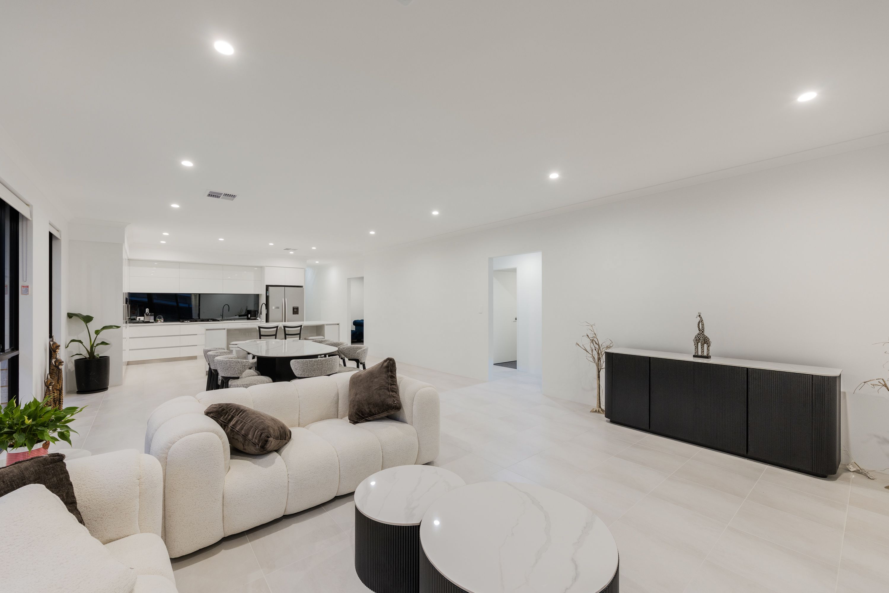 22 Currawong Loop — photo 3 of 21