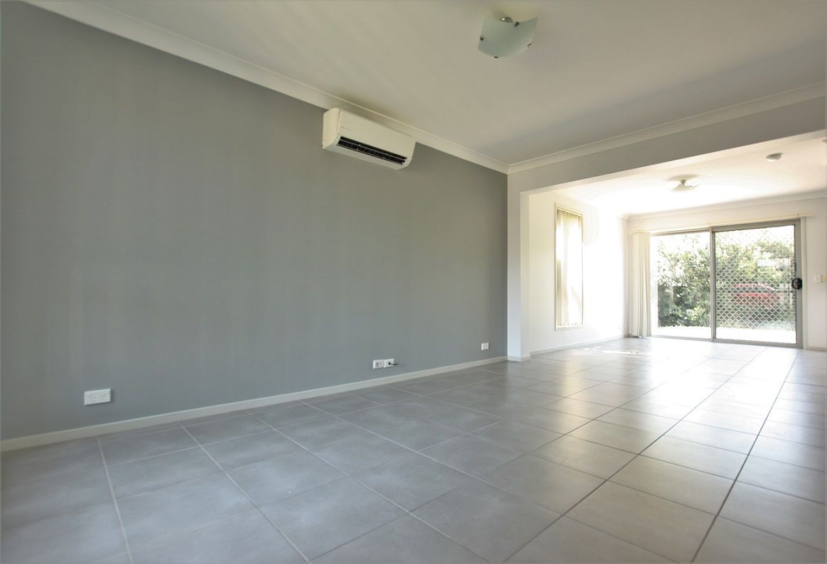 10 Laurina Street, Mount Annan, NSW 2567