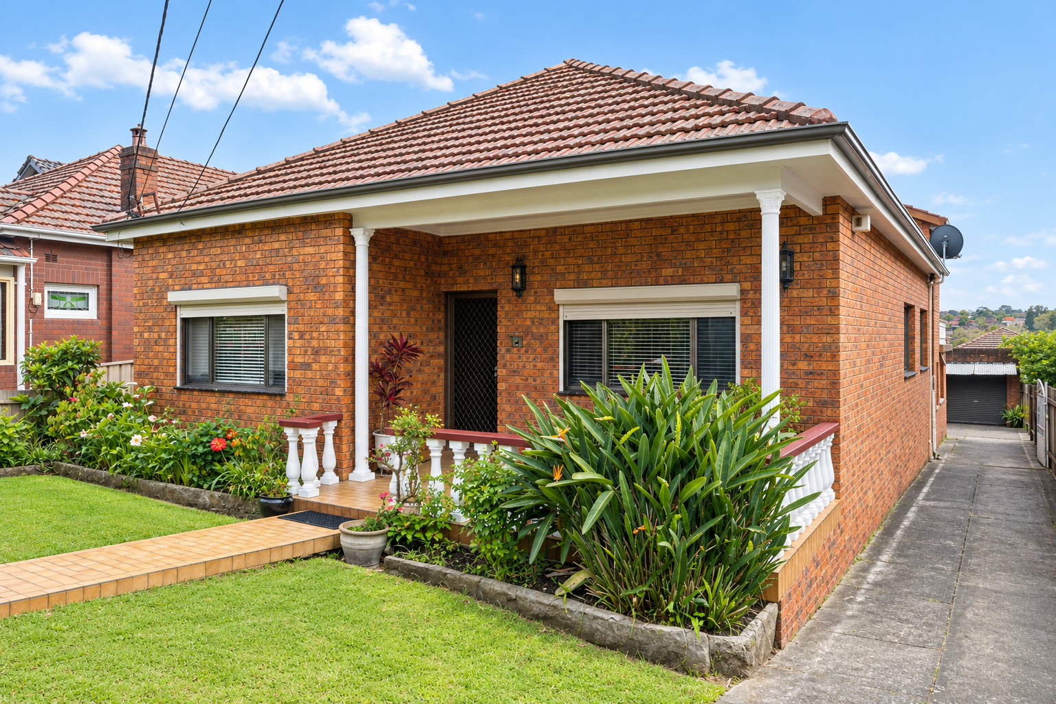 10 Dellwood Avenue — photo from Ray White Earlwood | Wolli Creek