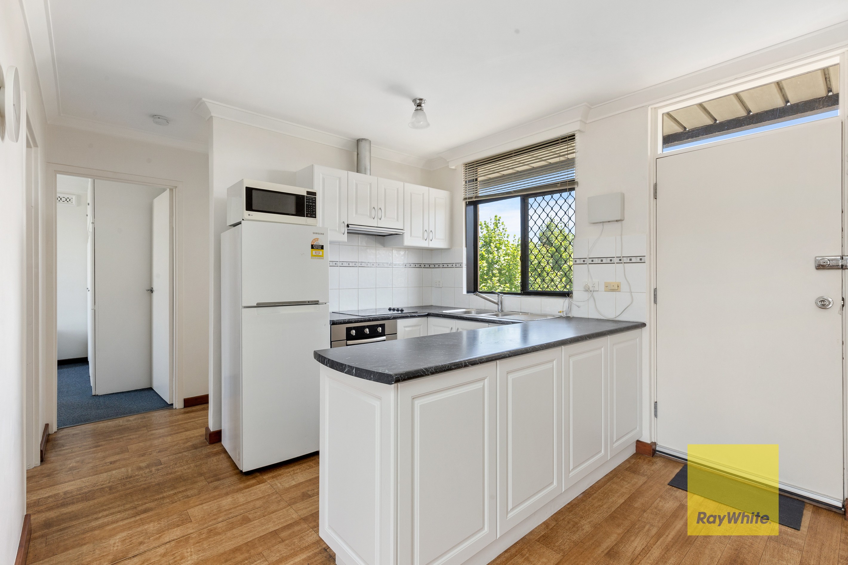 B37/62 Great Eastern Highway, Rivervale, WA 6103