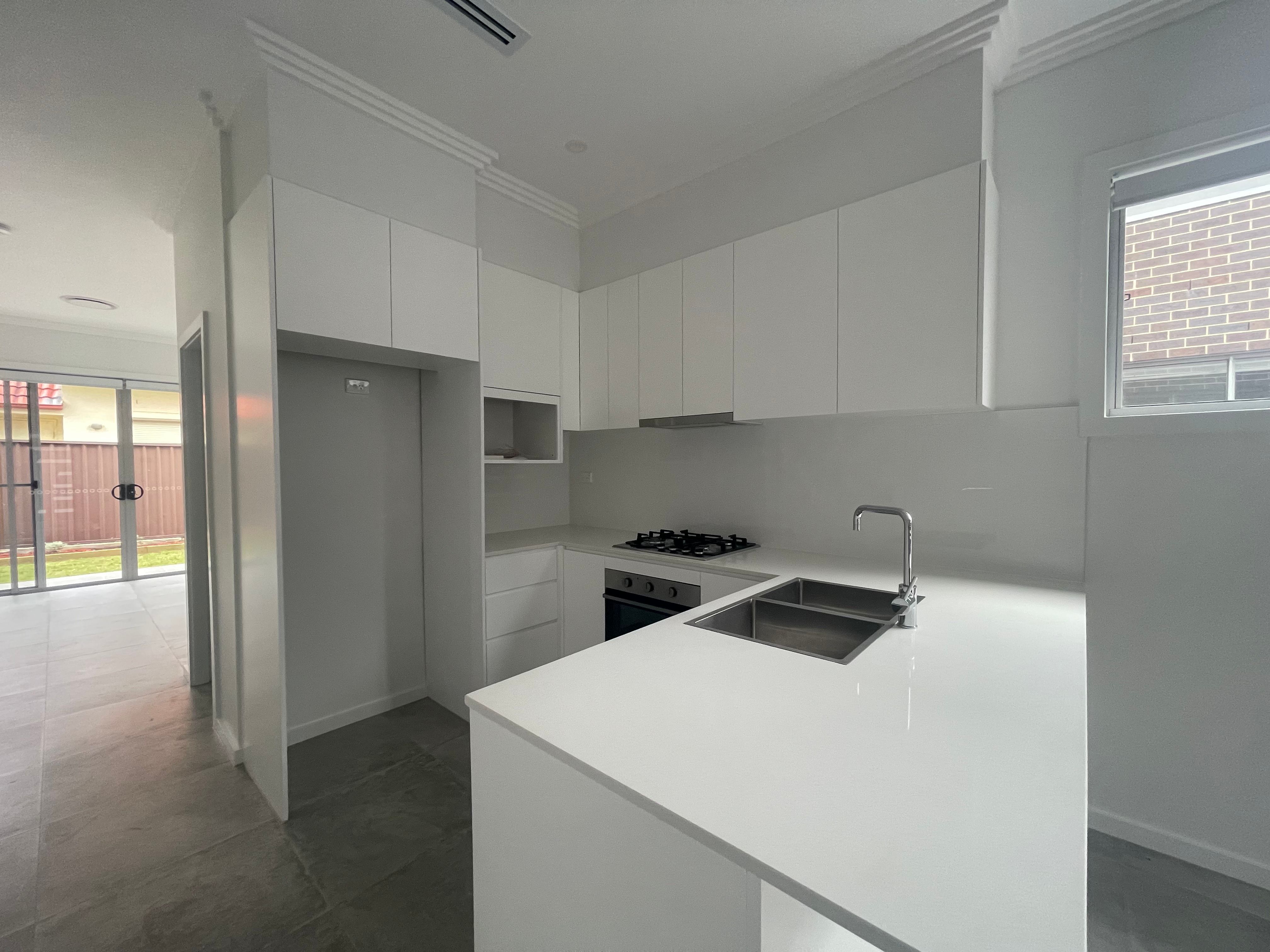 2/67 Brisbane Street, Oxley Park, NSW 2760