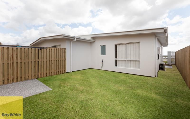 2/117 The Heights Boulevard, Pimpama, QLD 4209