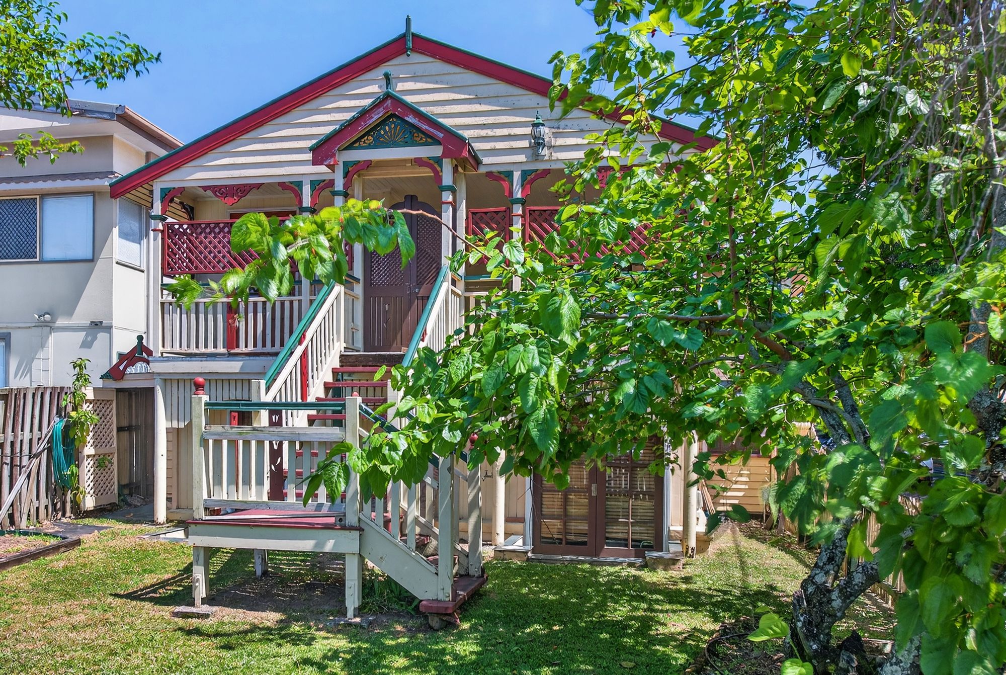 180 High Street — photo from Ray White Southport