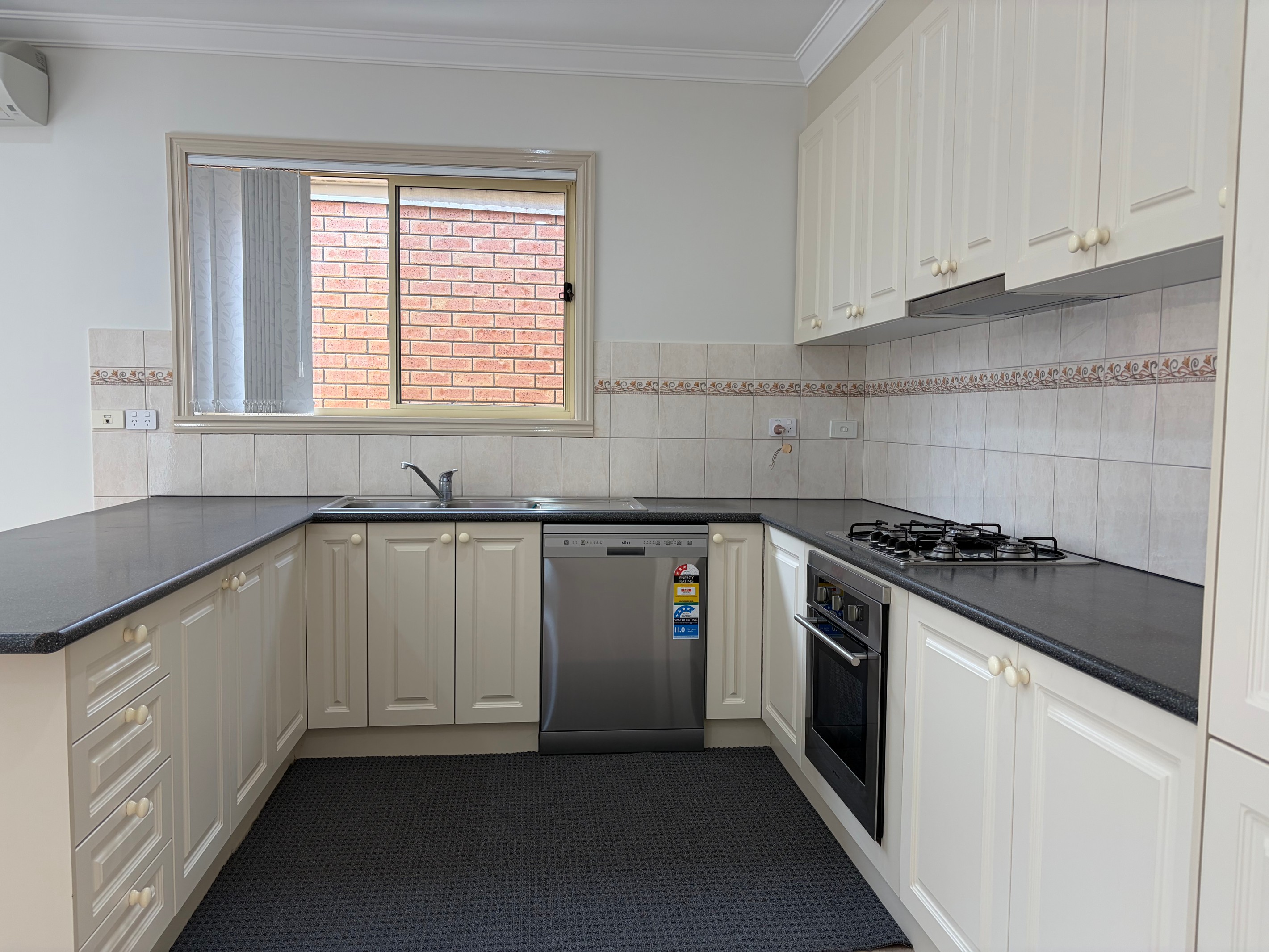 3/14 Newton Crescent, Lalor, VIC 3075