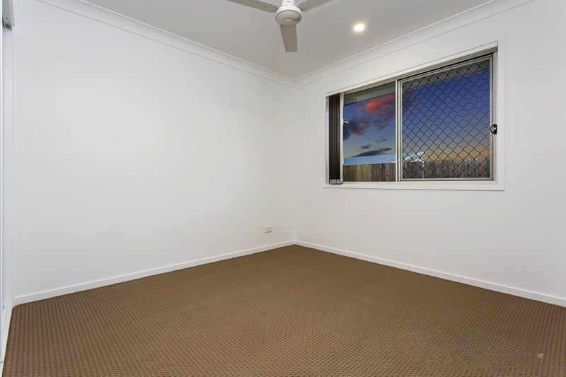14 Acacia Place — photo 6 of 11