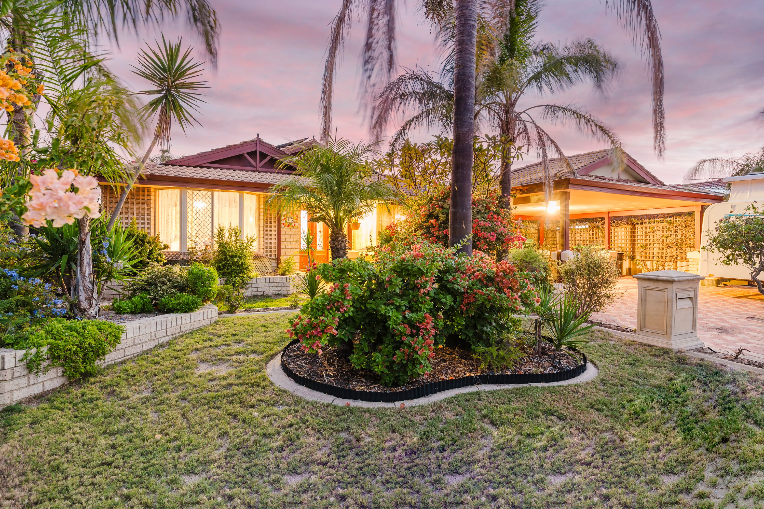 16 Linvale Court, Ballajura, WA 6066