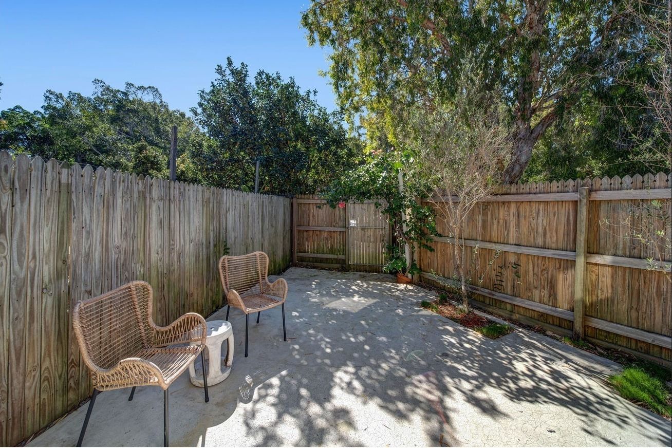 20/28 Dalton Drive — photo 10 of 10