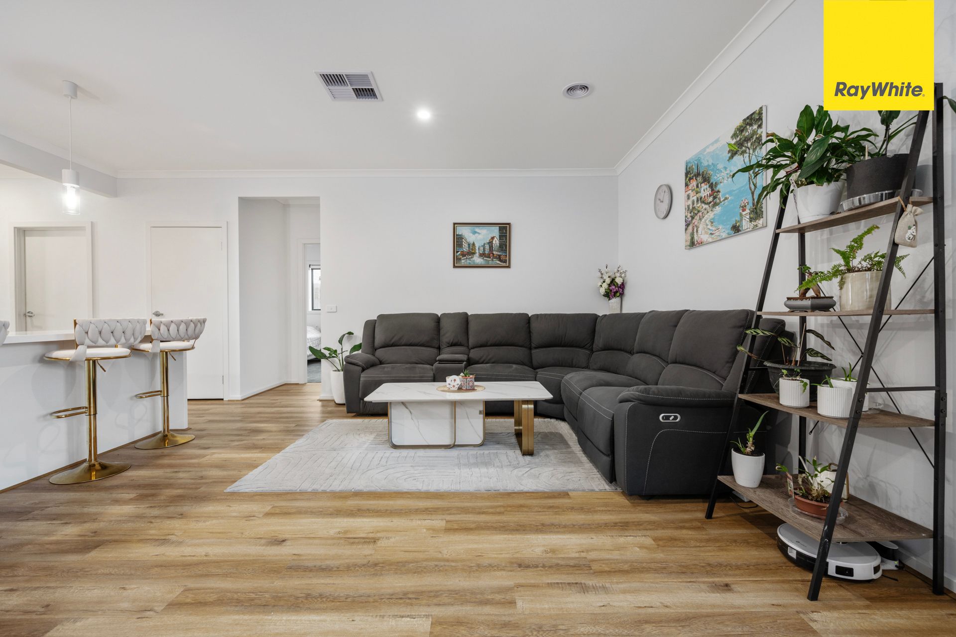 19 Babina Avenue — photo 7 of 19
