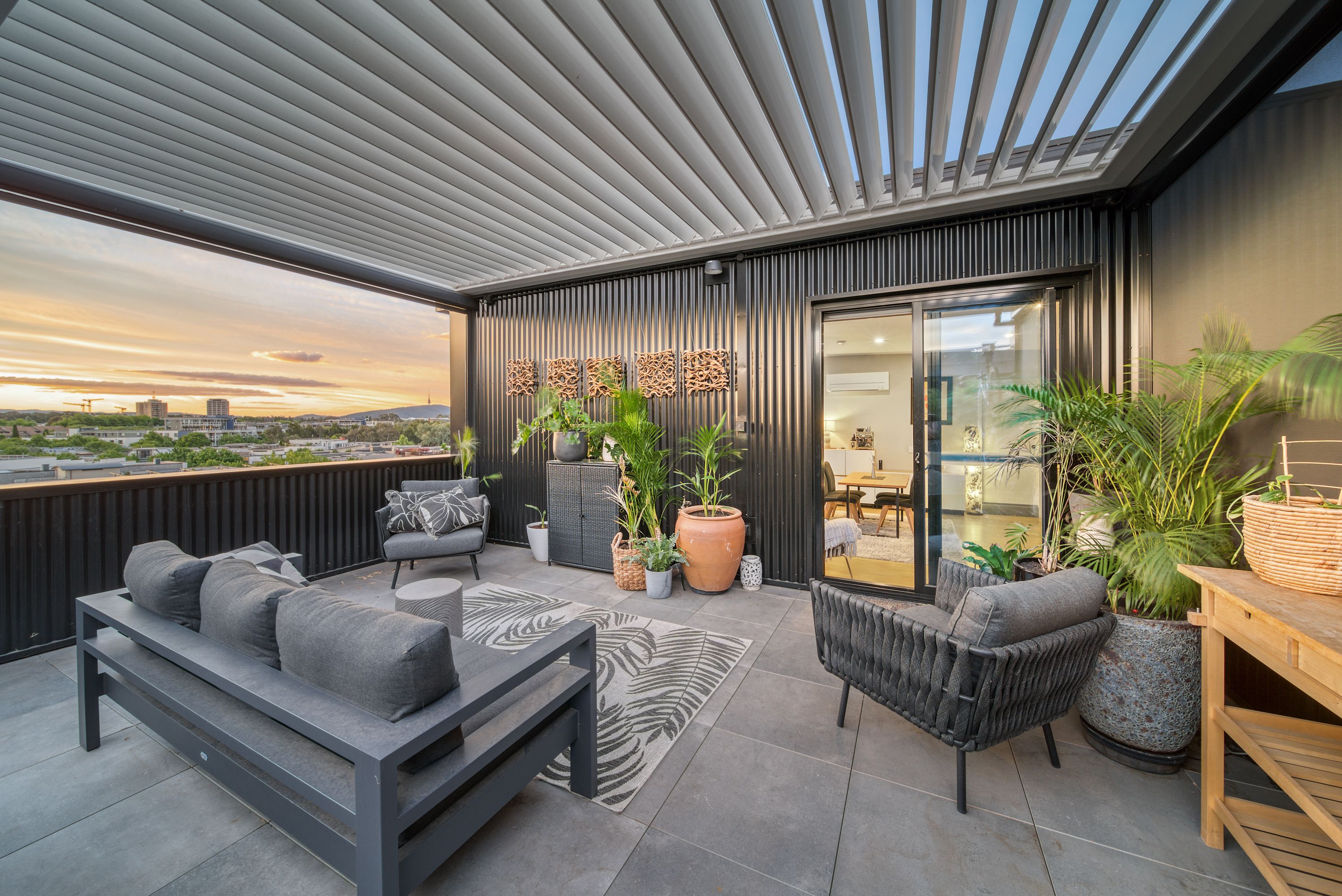 126-128 EILDON CLOSE, Munruben QLD 4125