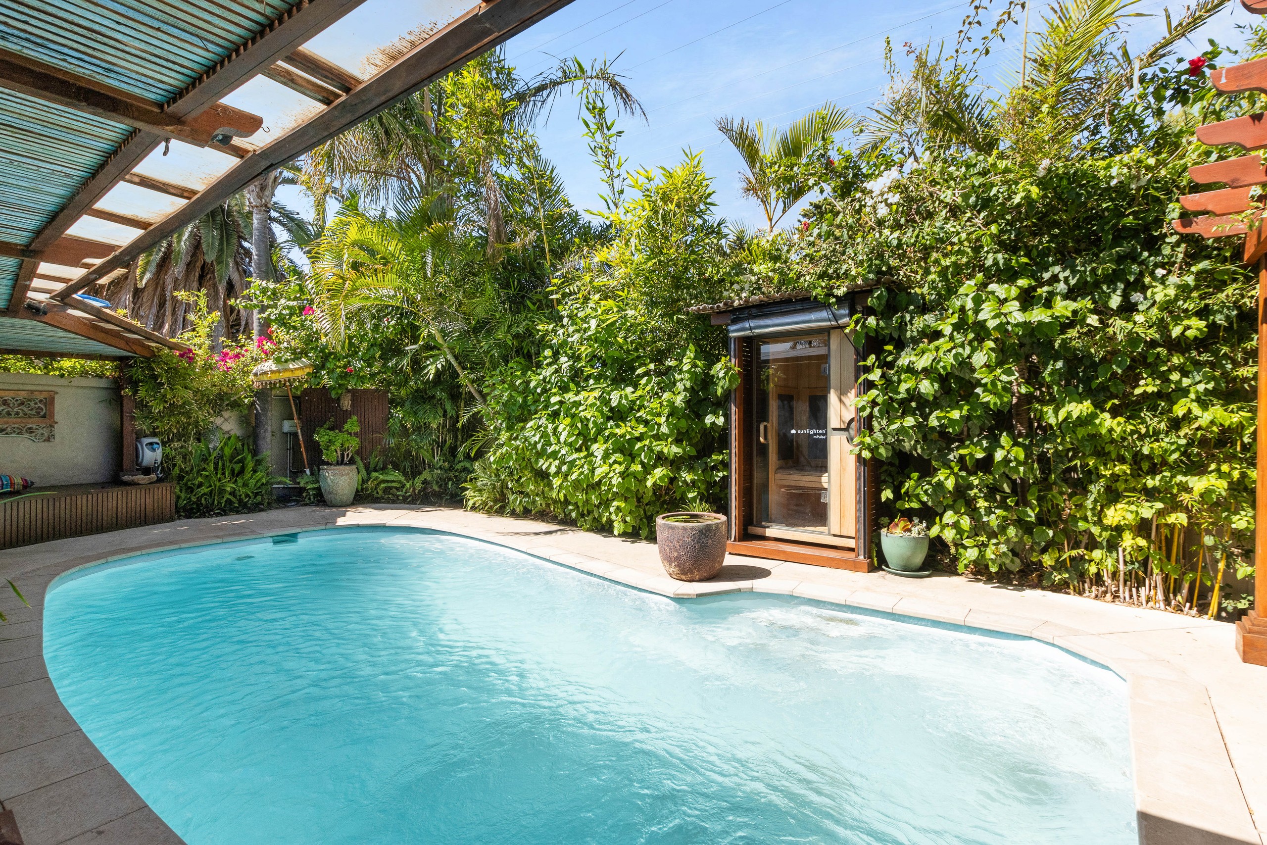 2 Tifera Circle, Kallaroo, WA 6025