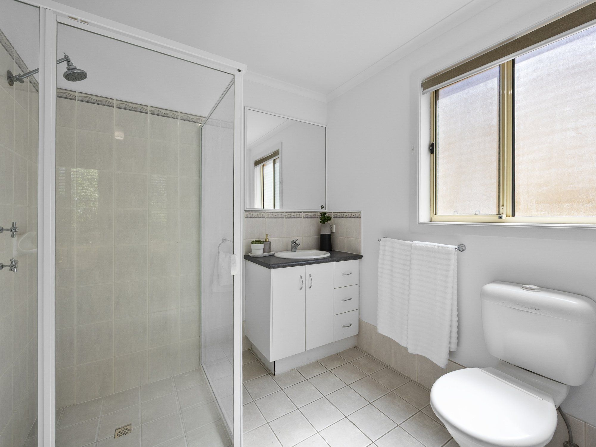 10 Mornington Place — photo 13 of 18