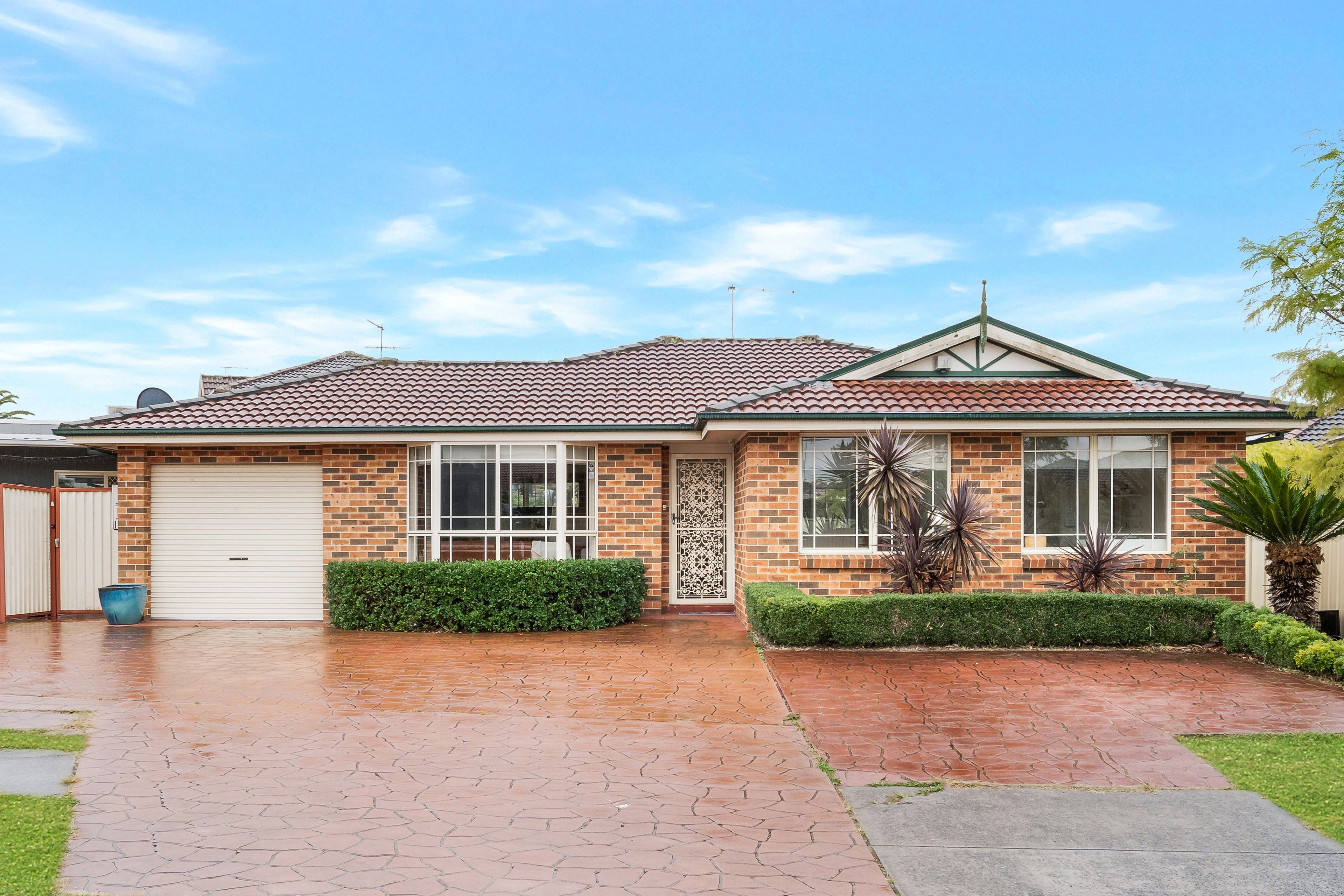 22 Collarenebri Road, Hinchinbrook, NSW 2168 Sold House Ray White