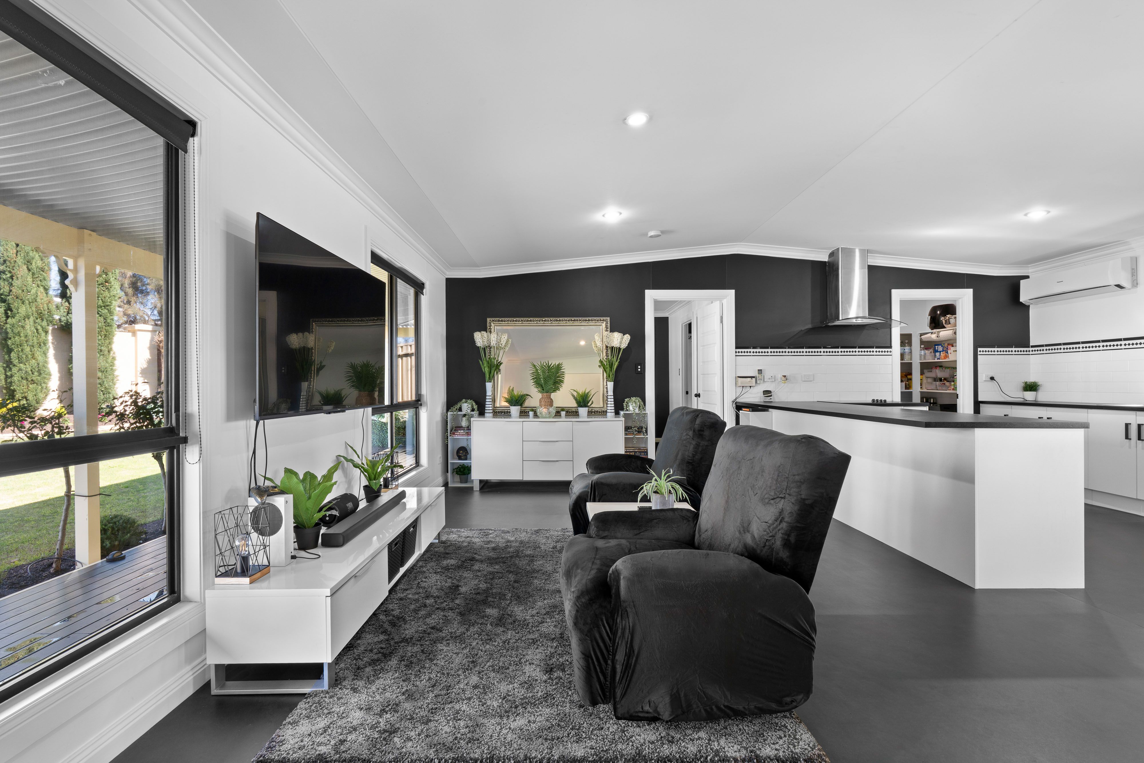 1 Marion Street — photo 7 of 30