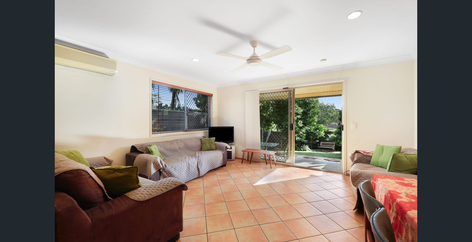 1/12 Alma Street — photo 2 of 16