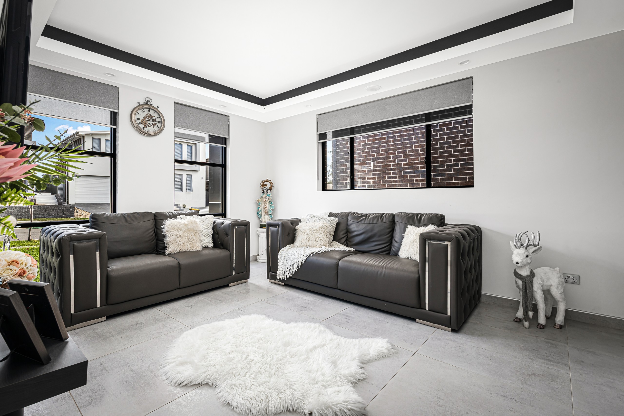 11 Love Road, Middleton Grange, NSW 2171