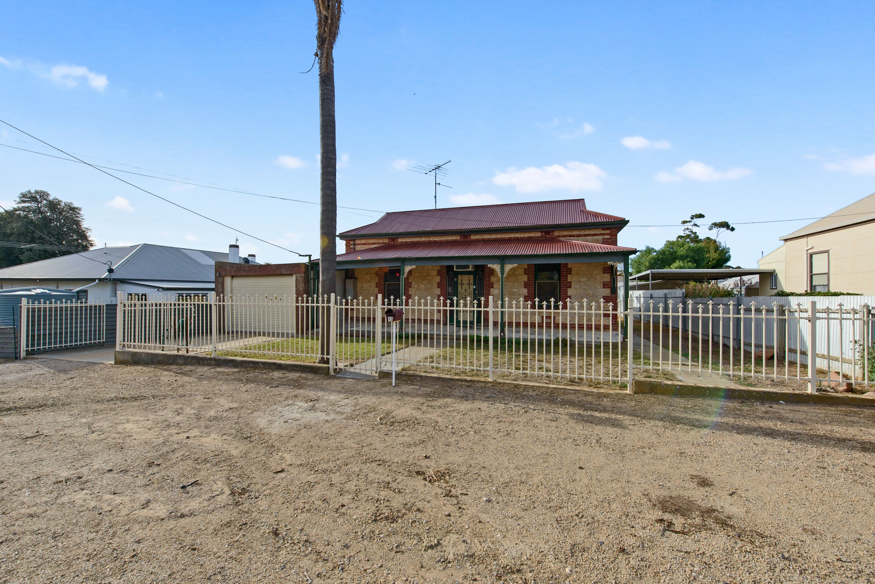 31 Alice Street — photo 13 of 13