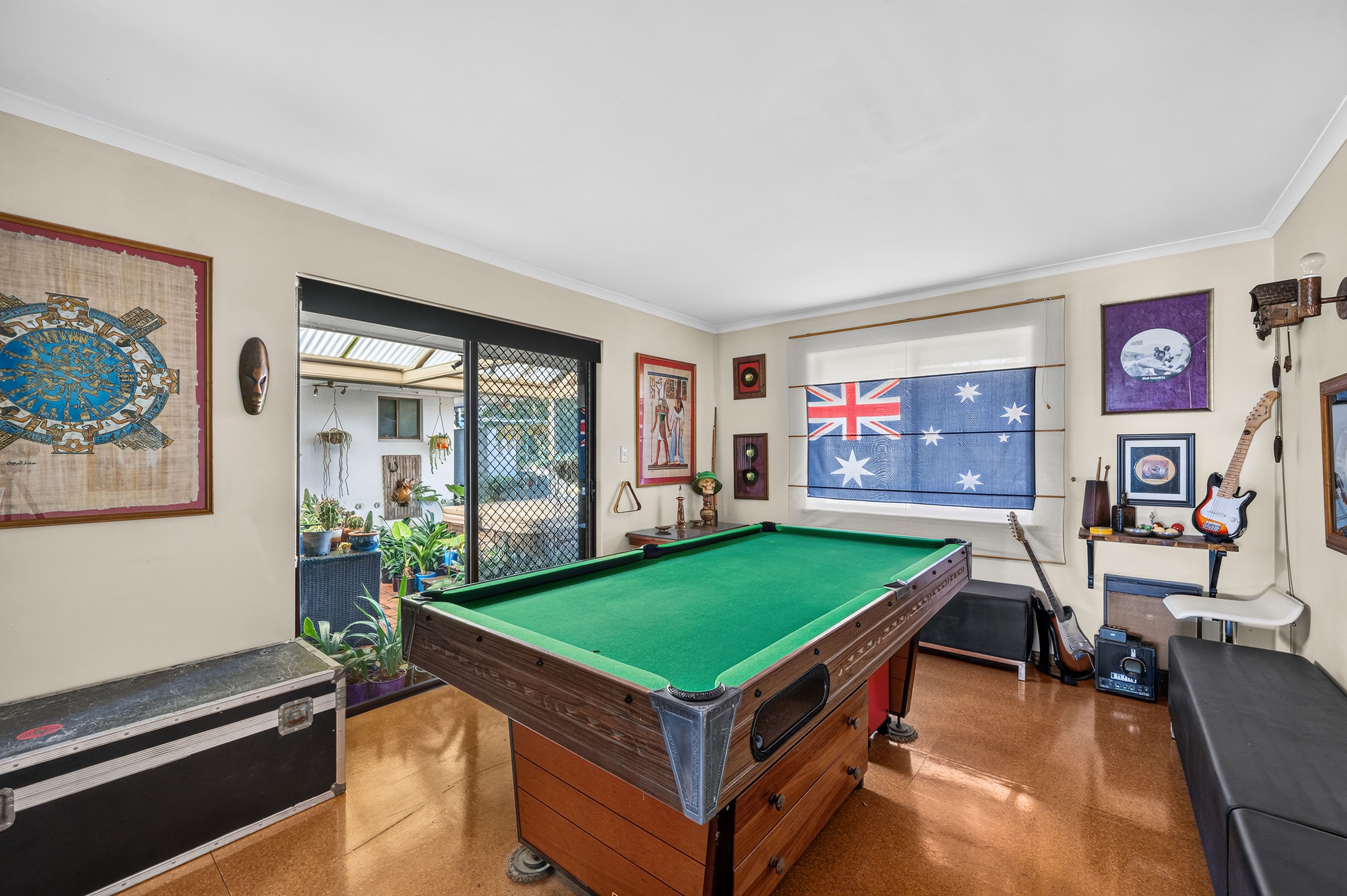 8 Patricia Street — photo 10 of 20