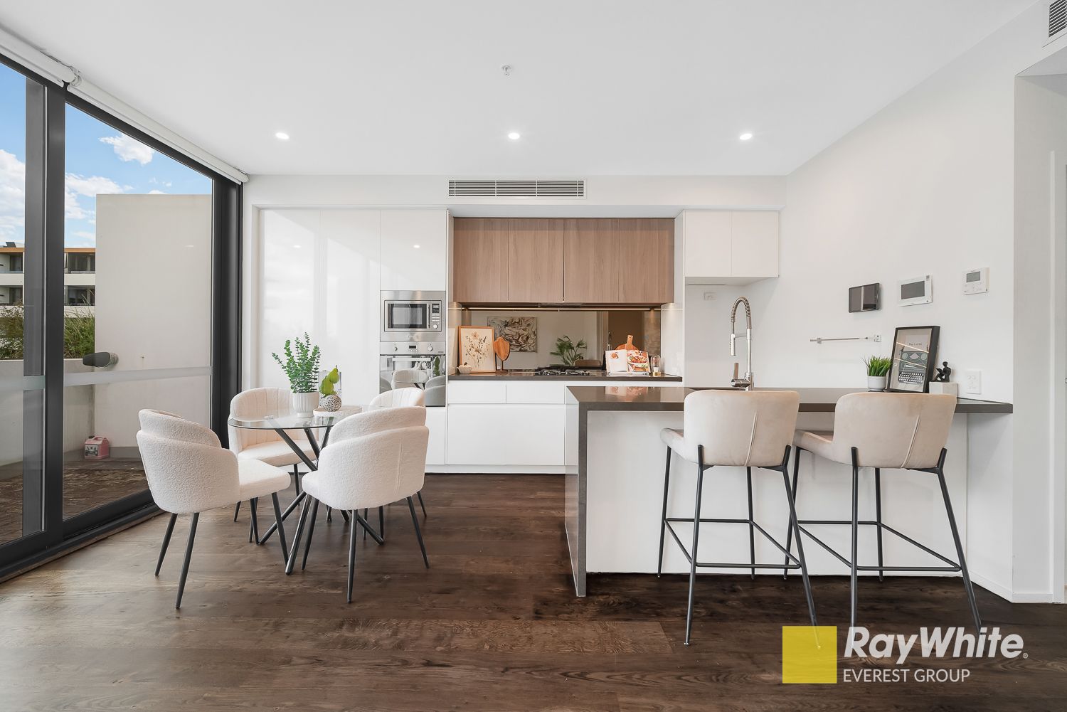 1010/669 Gardeners Road — photo 7 of 29