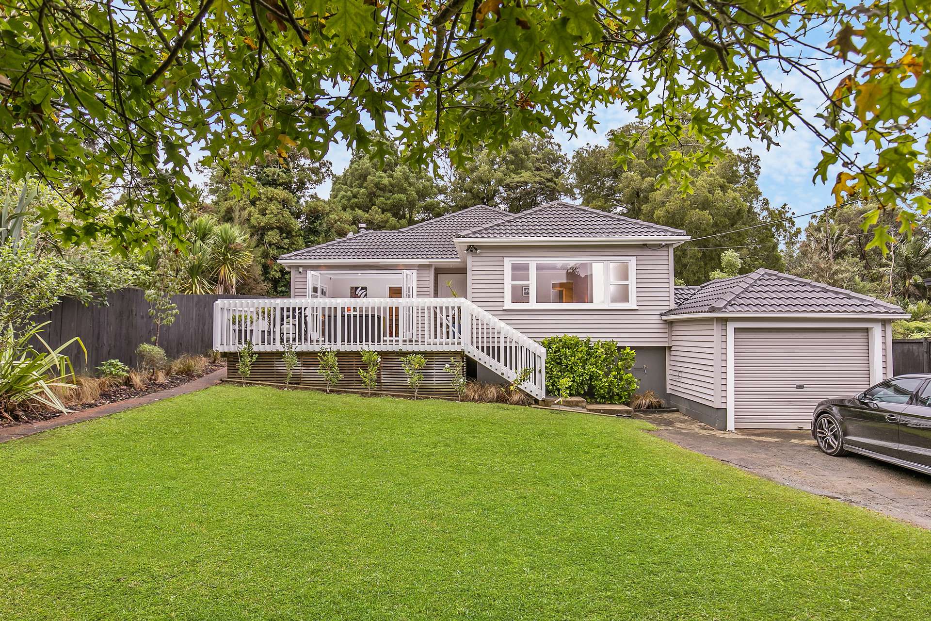 4 Rimutaka Place photo 0