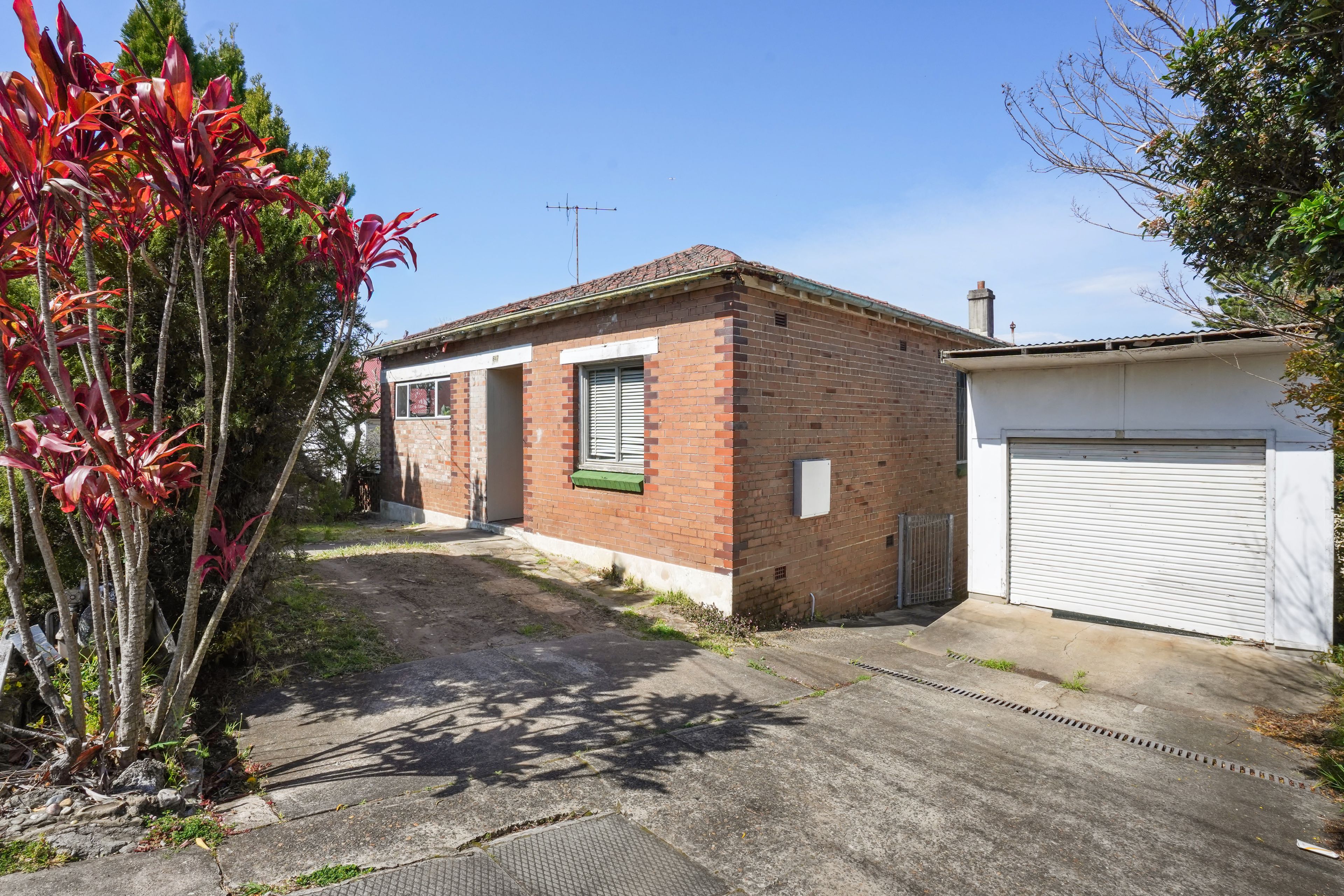 647 Forest Road, Peakhurst, NSW 2210