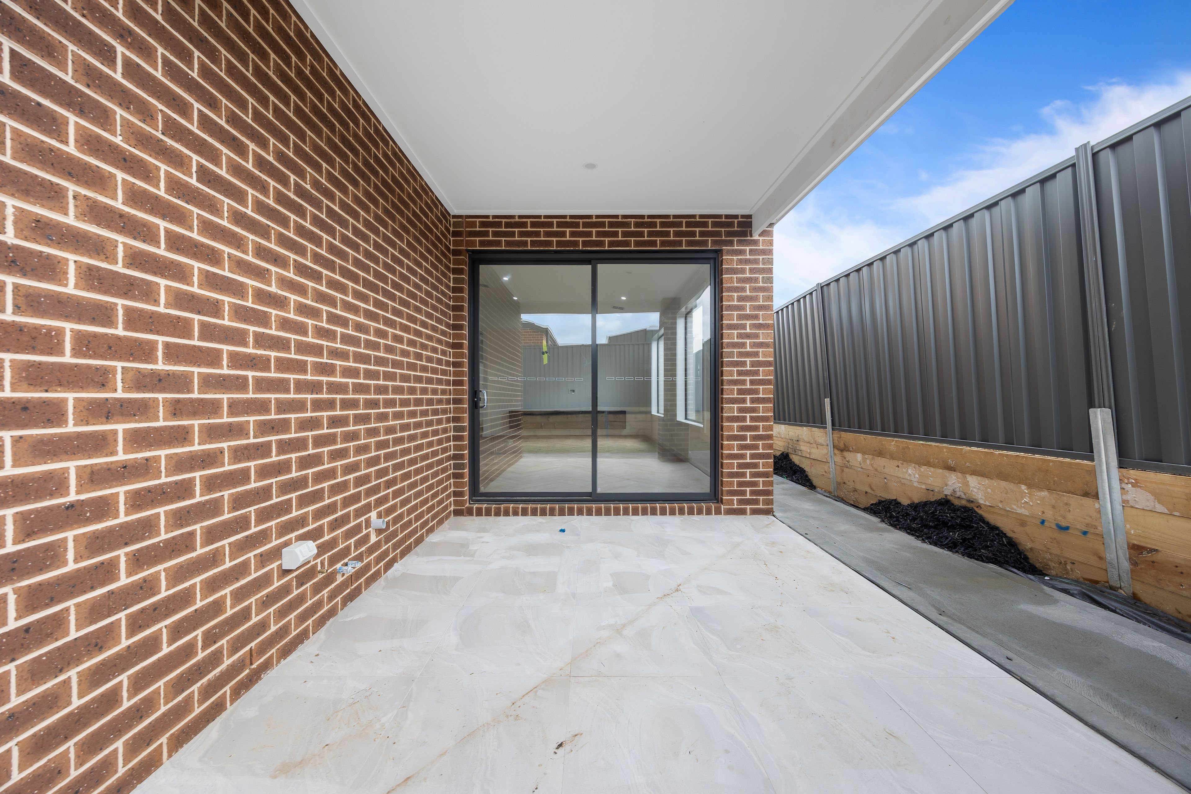 21 Gibson Street — photo 17 of 25