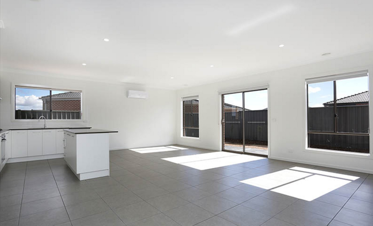 32 Rachel Way, THORNHILL PARK, VIC 3335