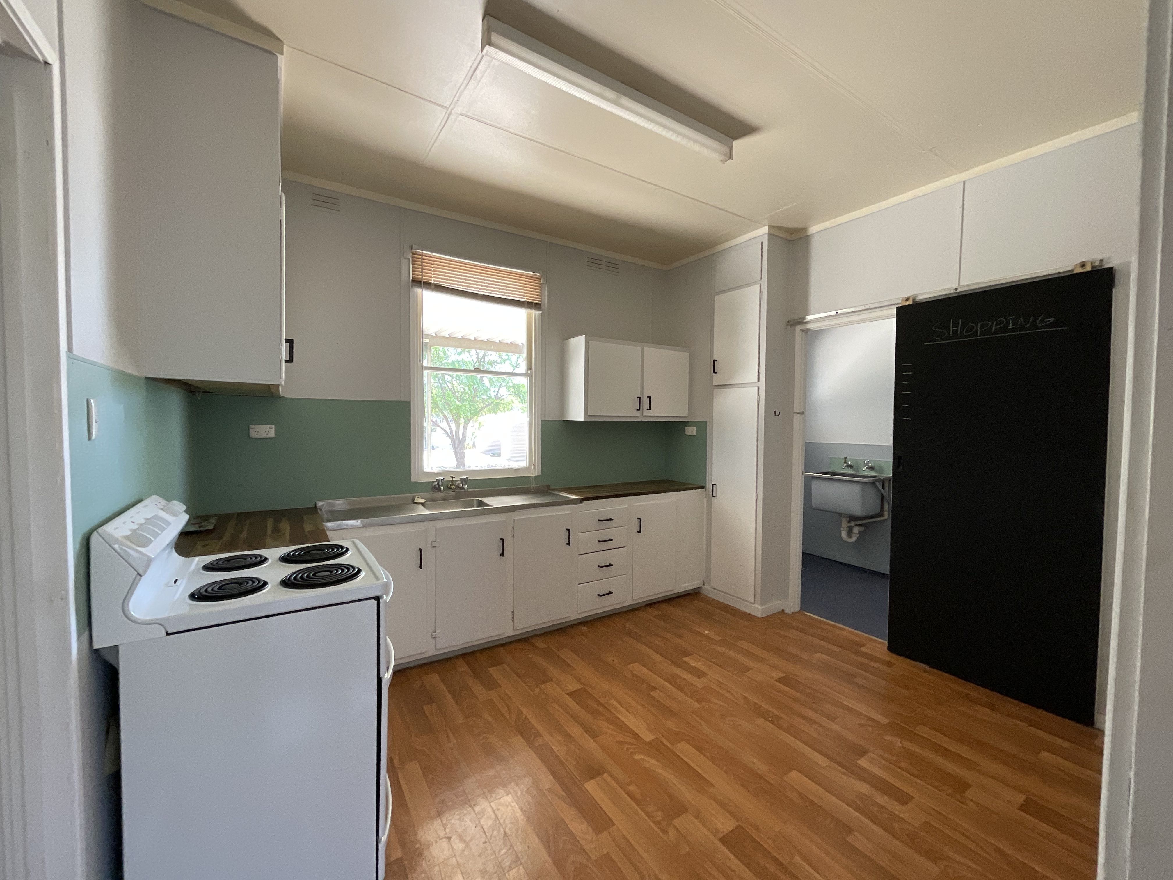 17 Baldock Road, Waikerie, SA 5330