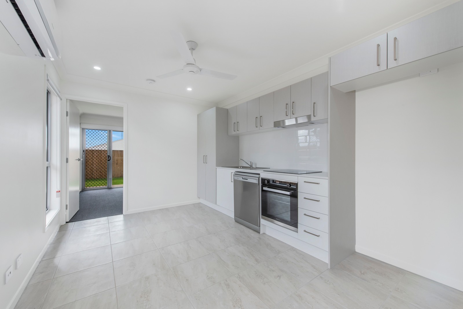 10a & 10b Dakota Place, Burpengary East, QLD 4505
