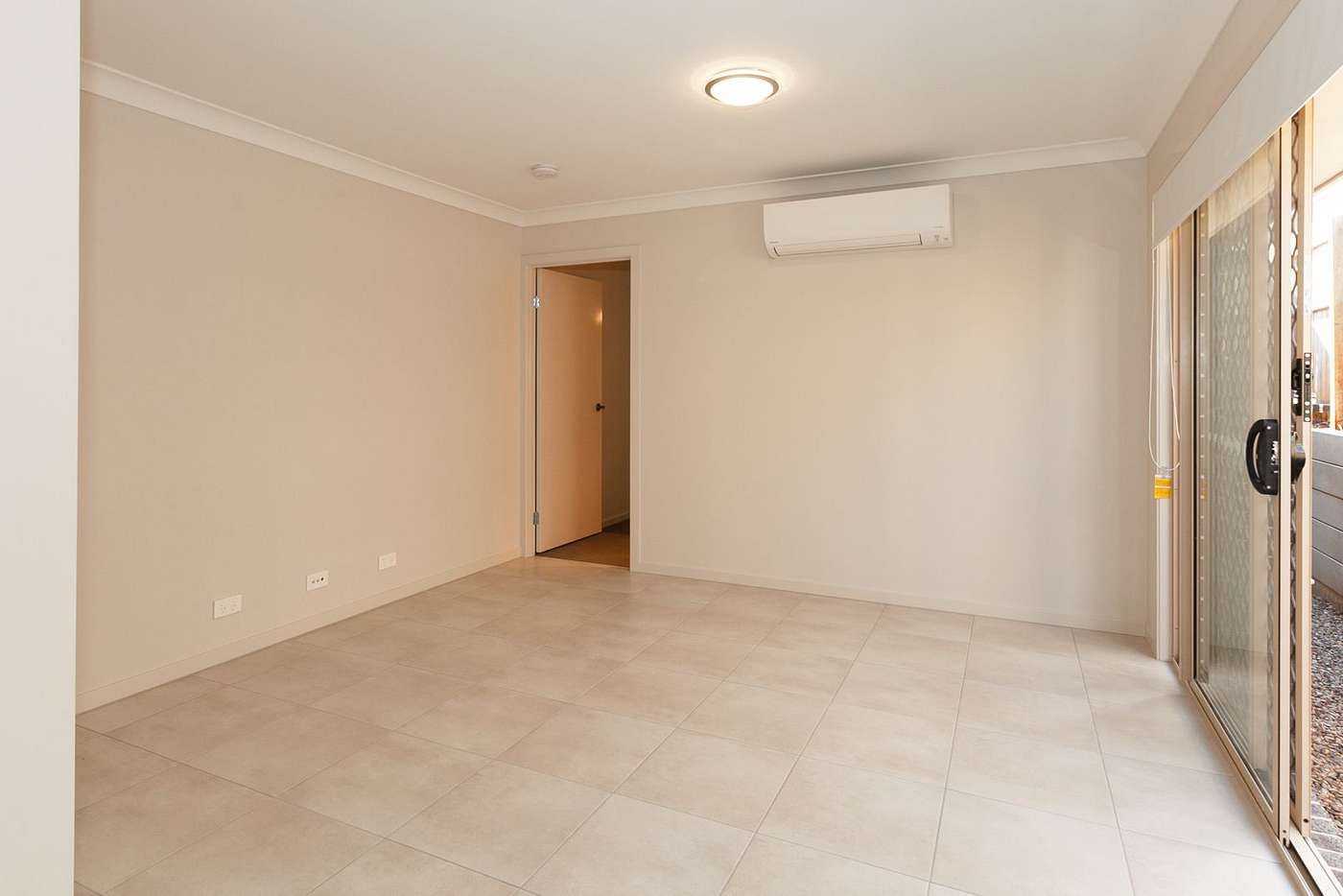 2/8 Pembroke Street, Pimpama, QLD 4209