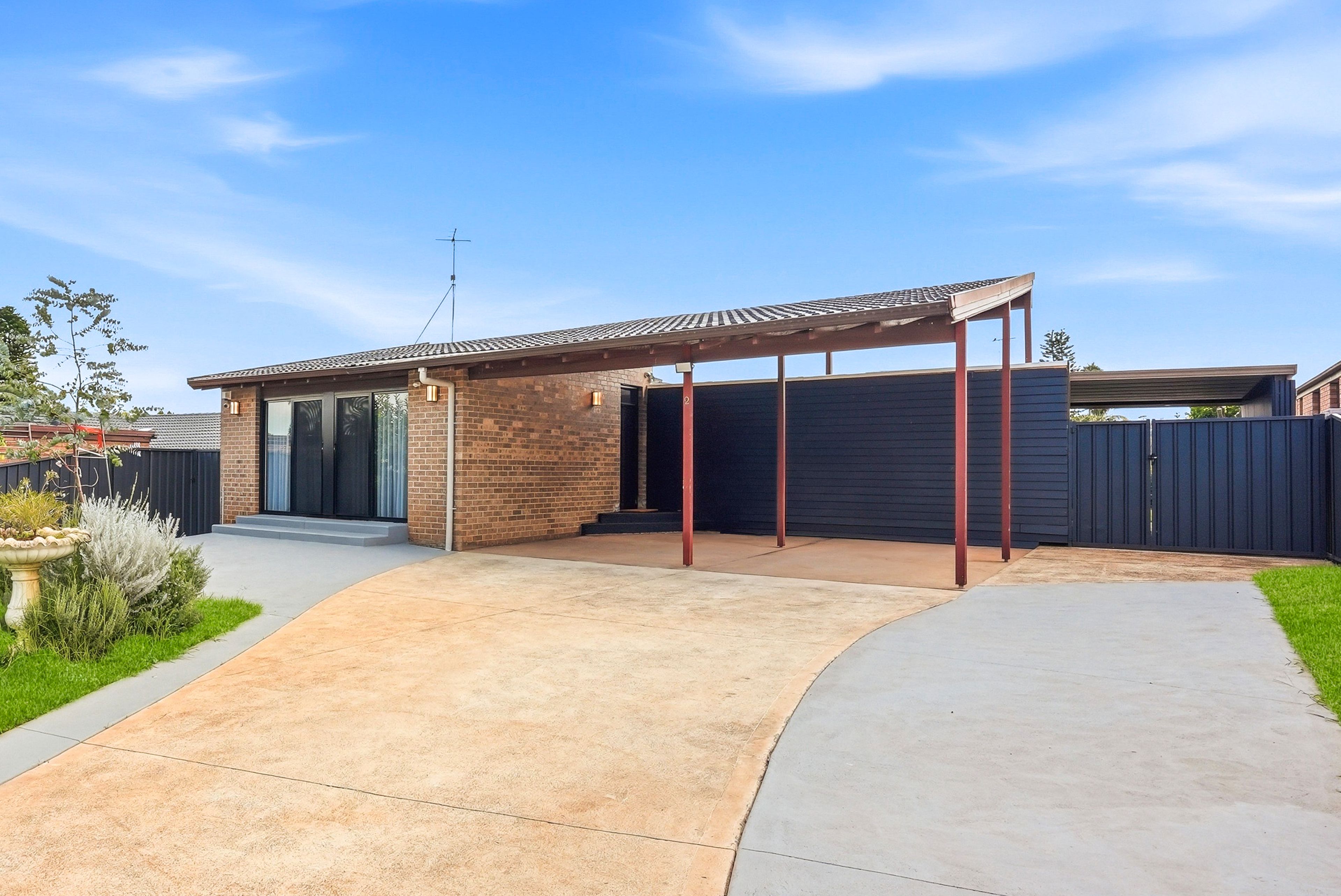 2 Summerhill Place, St Clair, NSW 2759