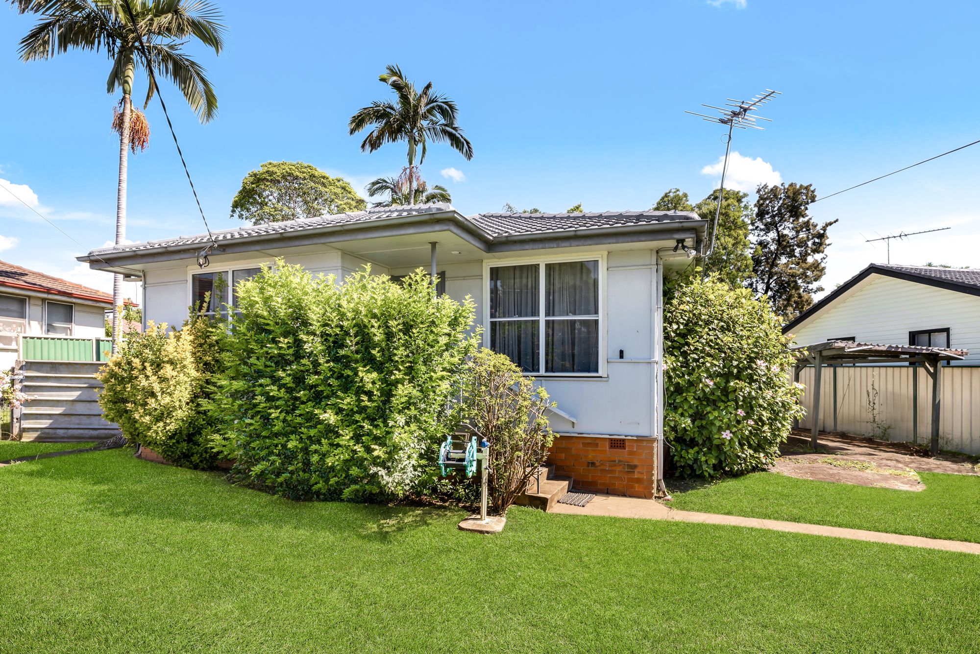 20 Rotorua Street, Lethbridge Park NSW 2770