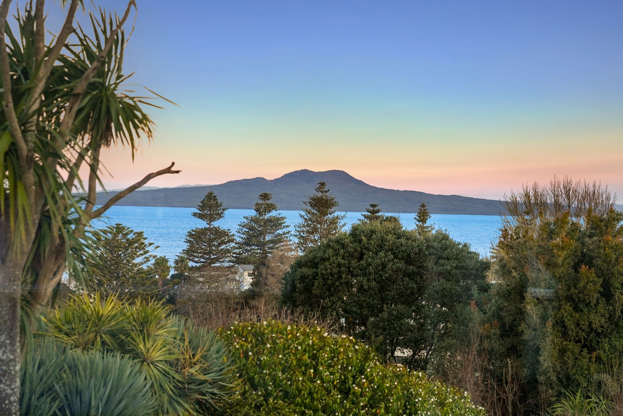 2/26 Salem Place, Torbay, North Shore City