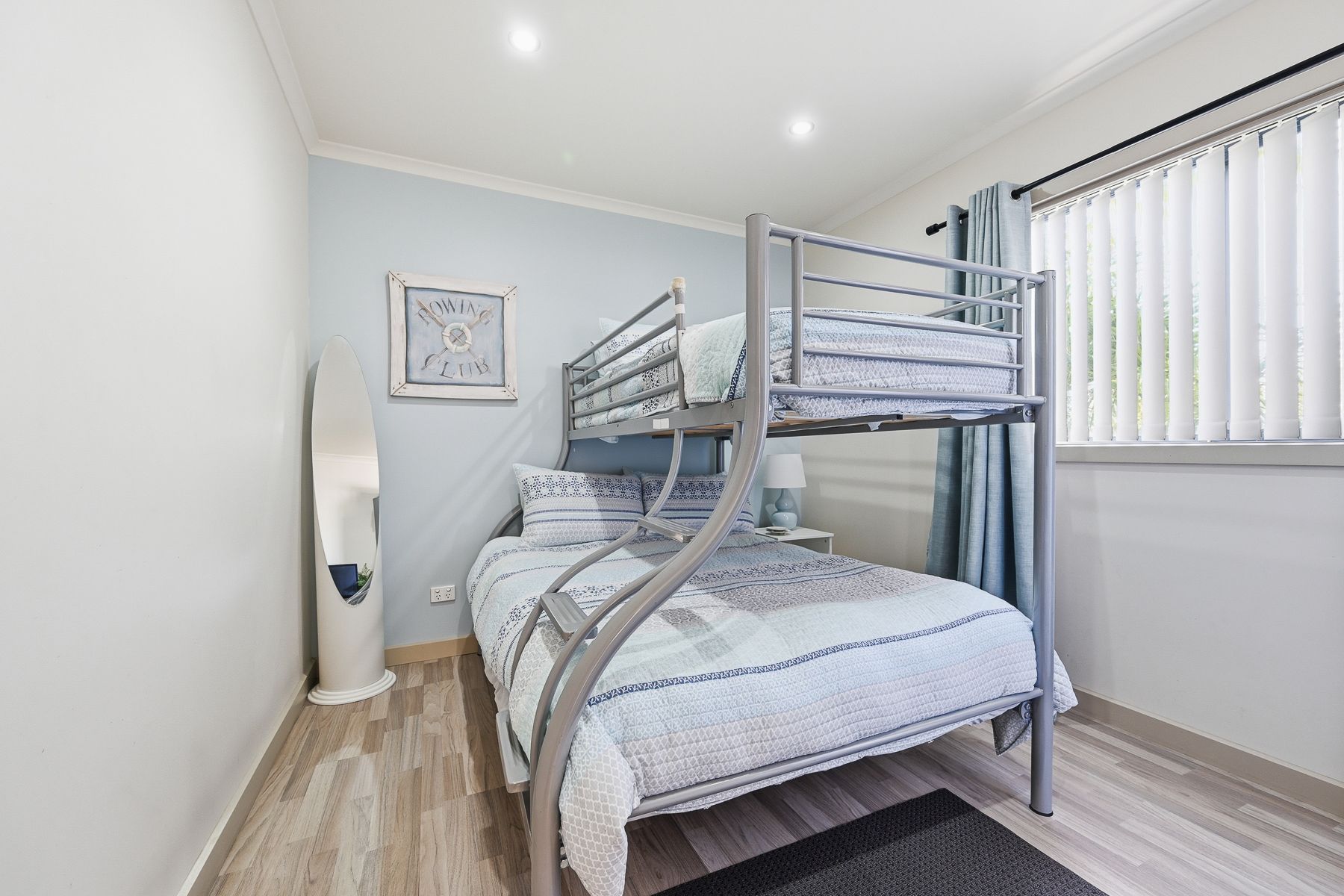 30 Crichton Crescent — photo 9 of 14