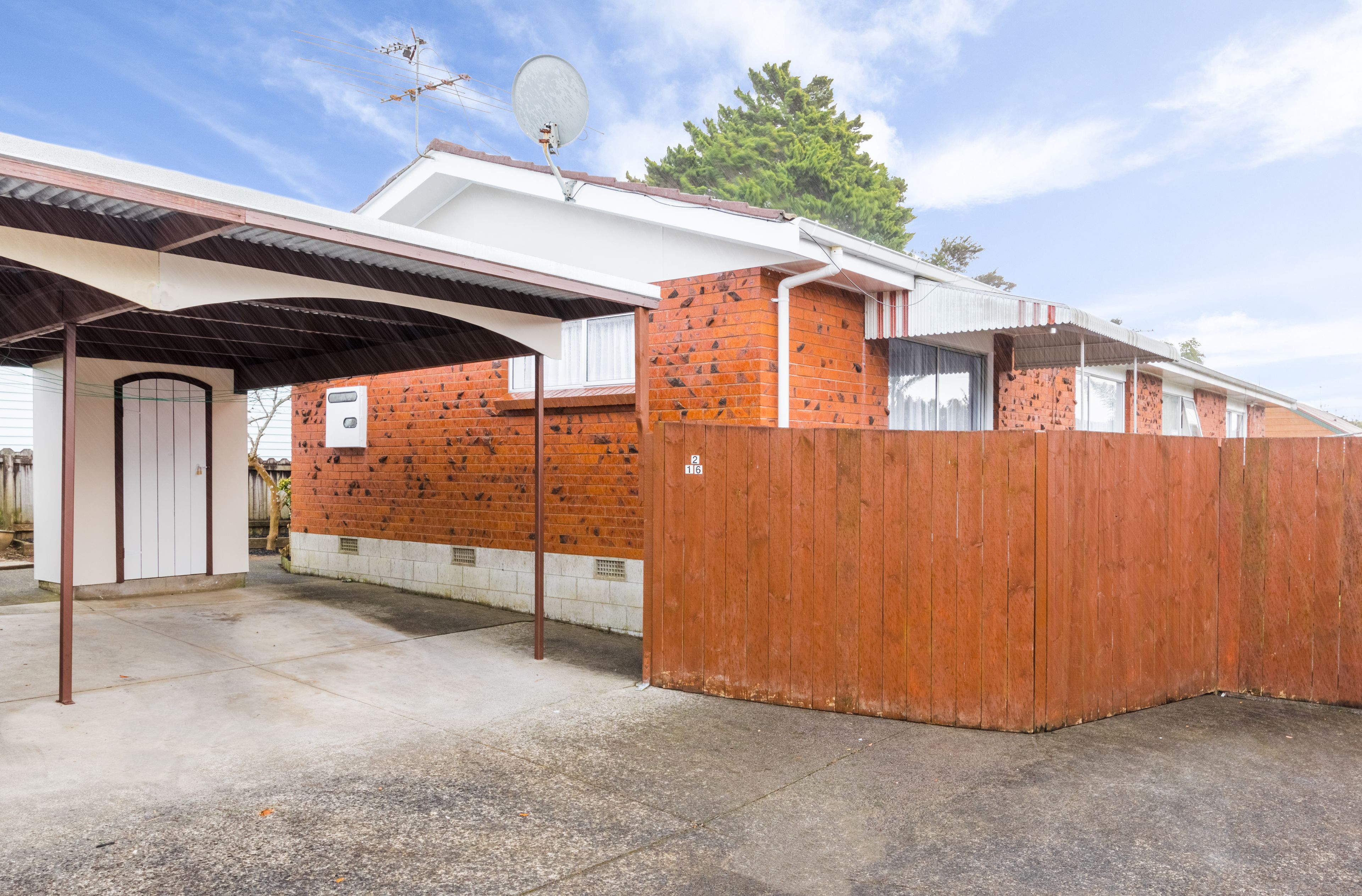 2/16 Akehurst Avenue, New Lynn, Waitakere City