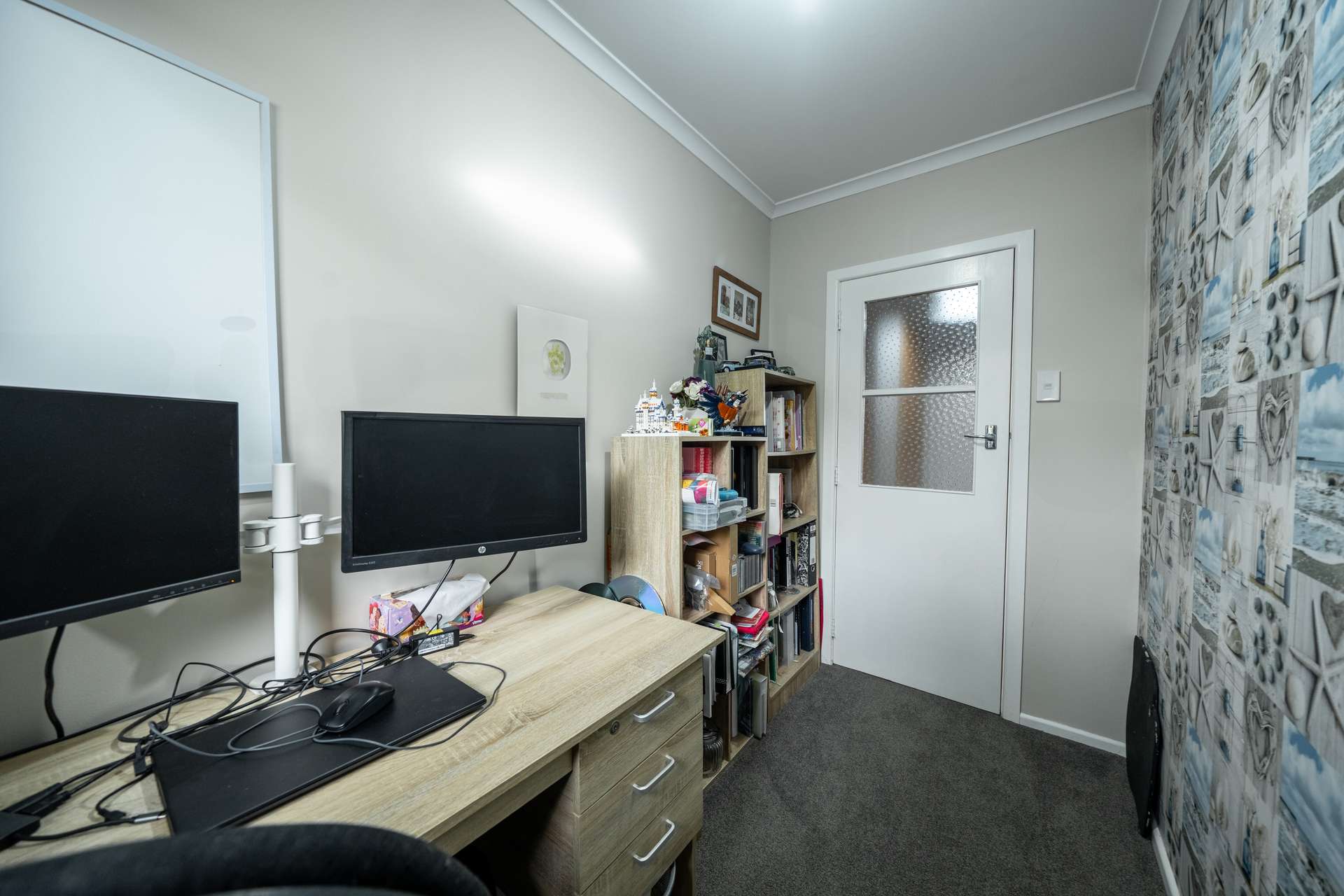 62 Anglem Street photo 11