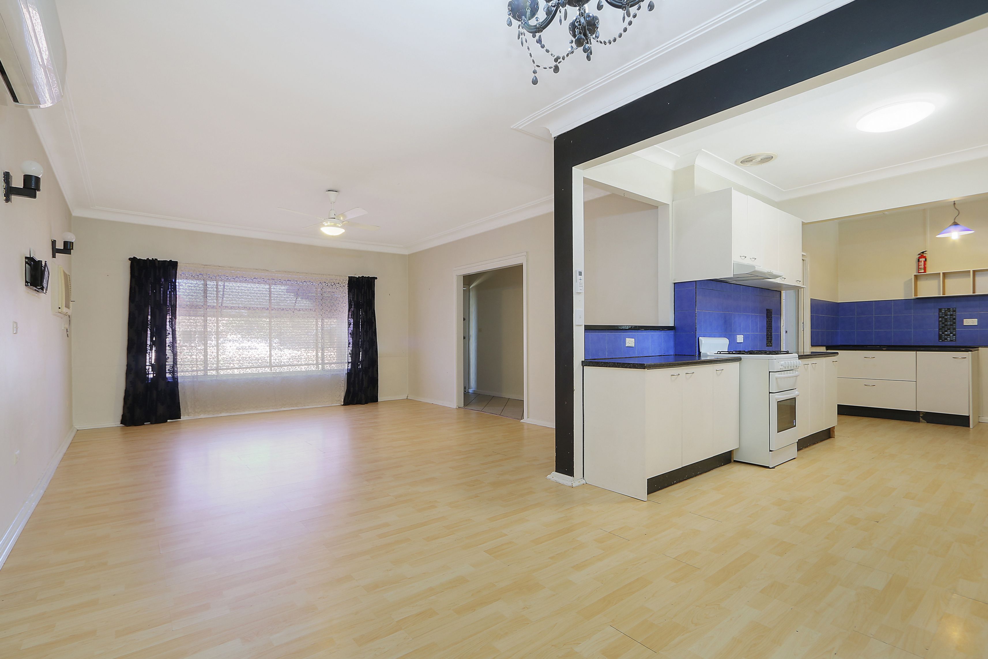 1078 Koonwarra Street — photo 3 of 9