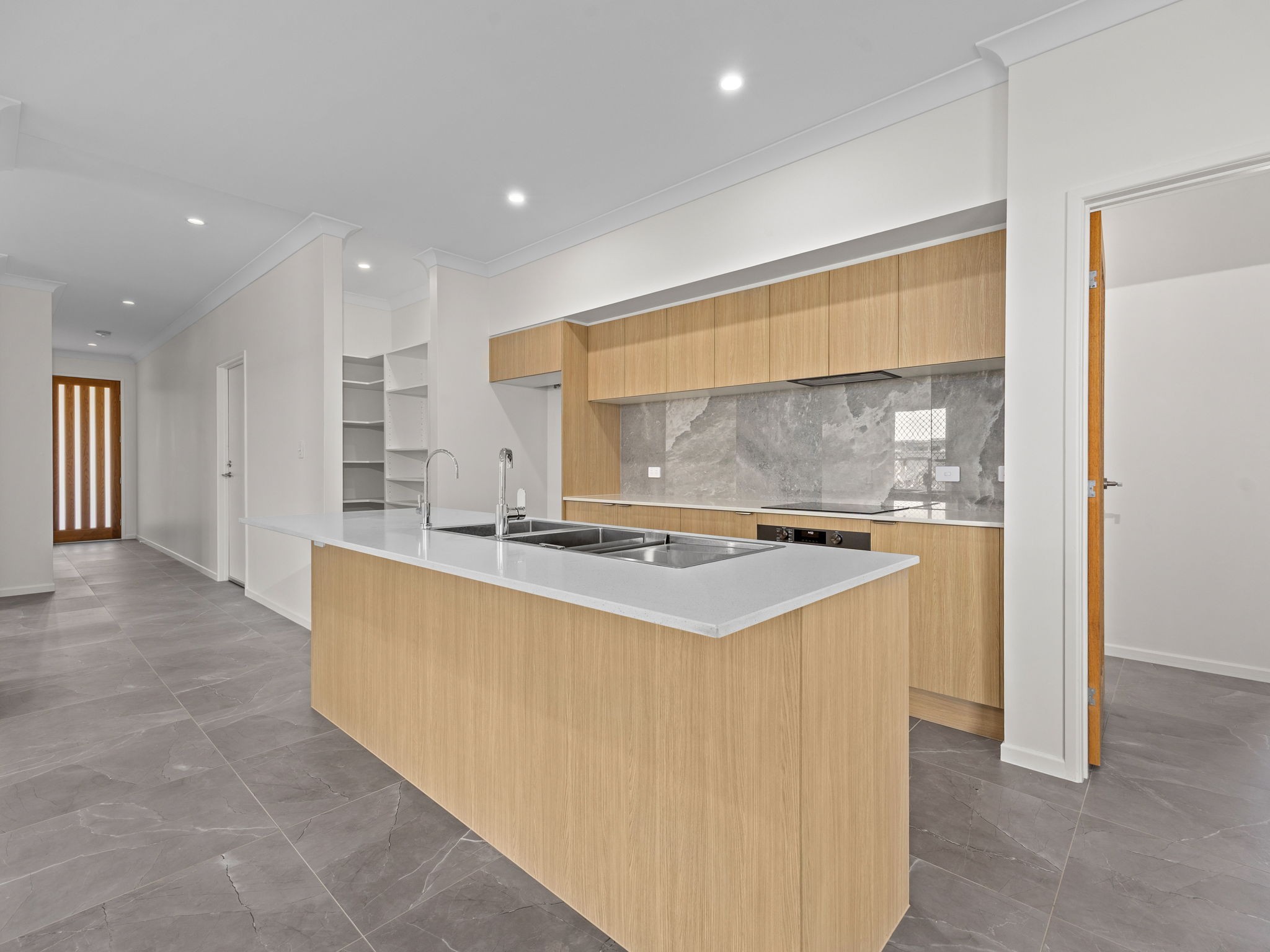 15 Mallard Street, Lowood, QLD 4311