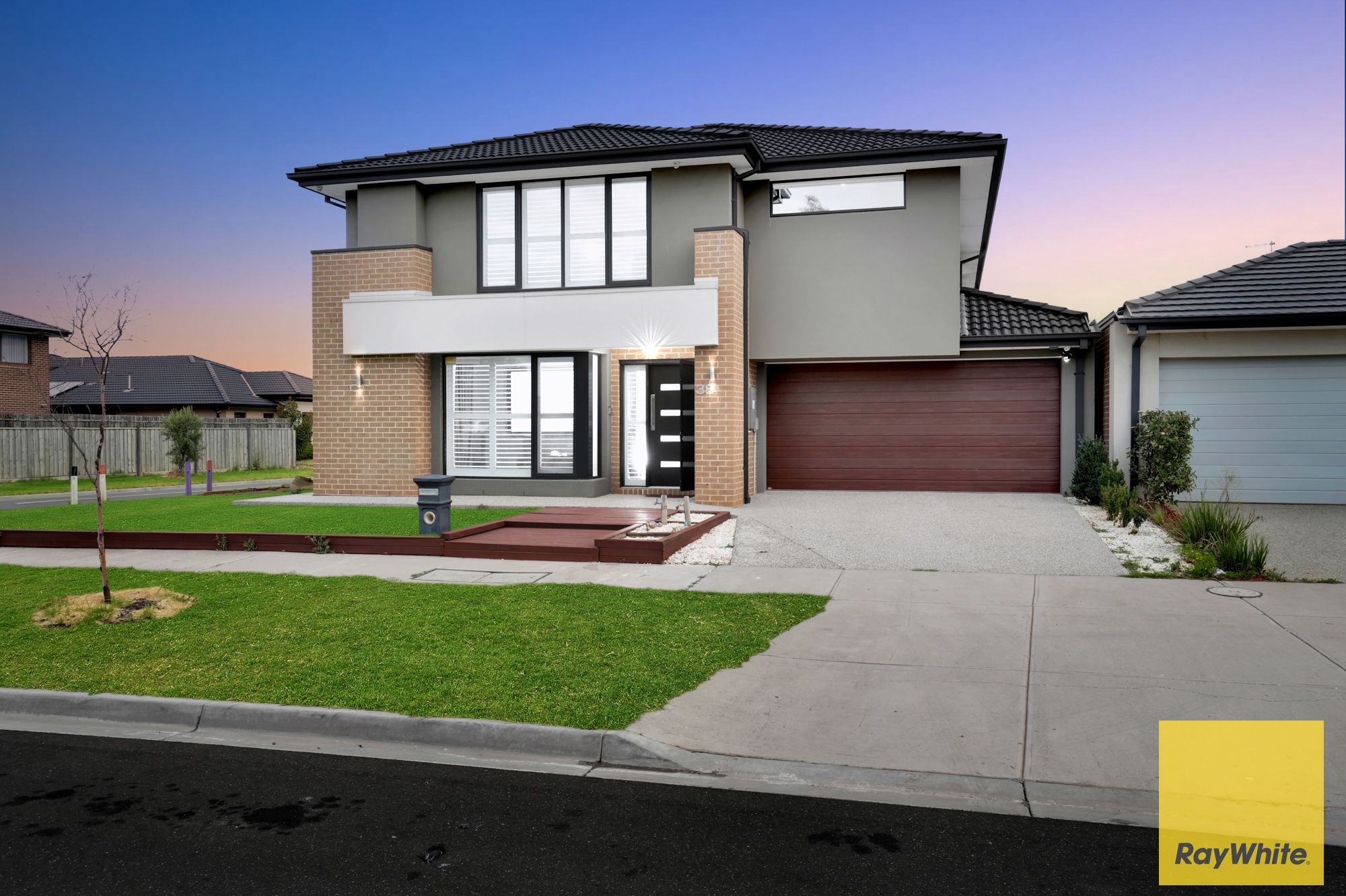 38 Henderson Circuit, AINTREE, VIC 3336